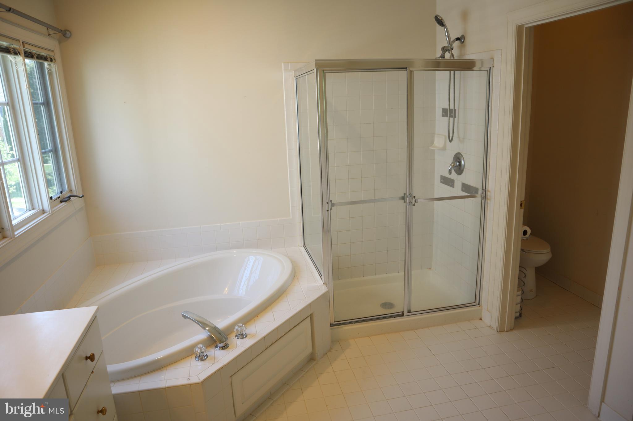 CROSS CREEK CLUB - Residential Lease