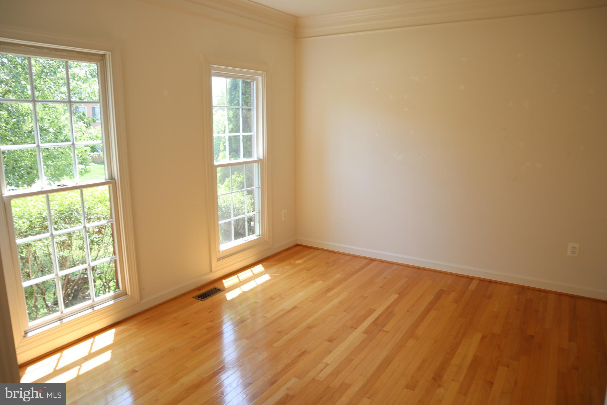 CROSS CREEK CLUB - Residential Lease