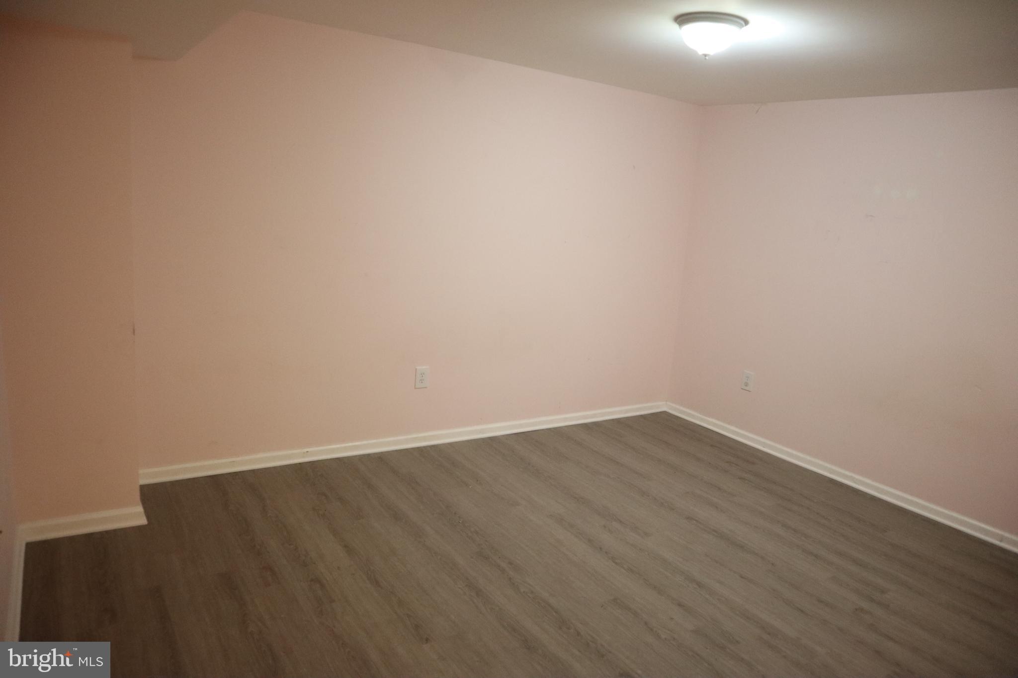 CROSS CREEK CLUB - Residential Lease