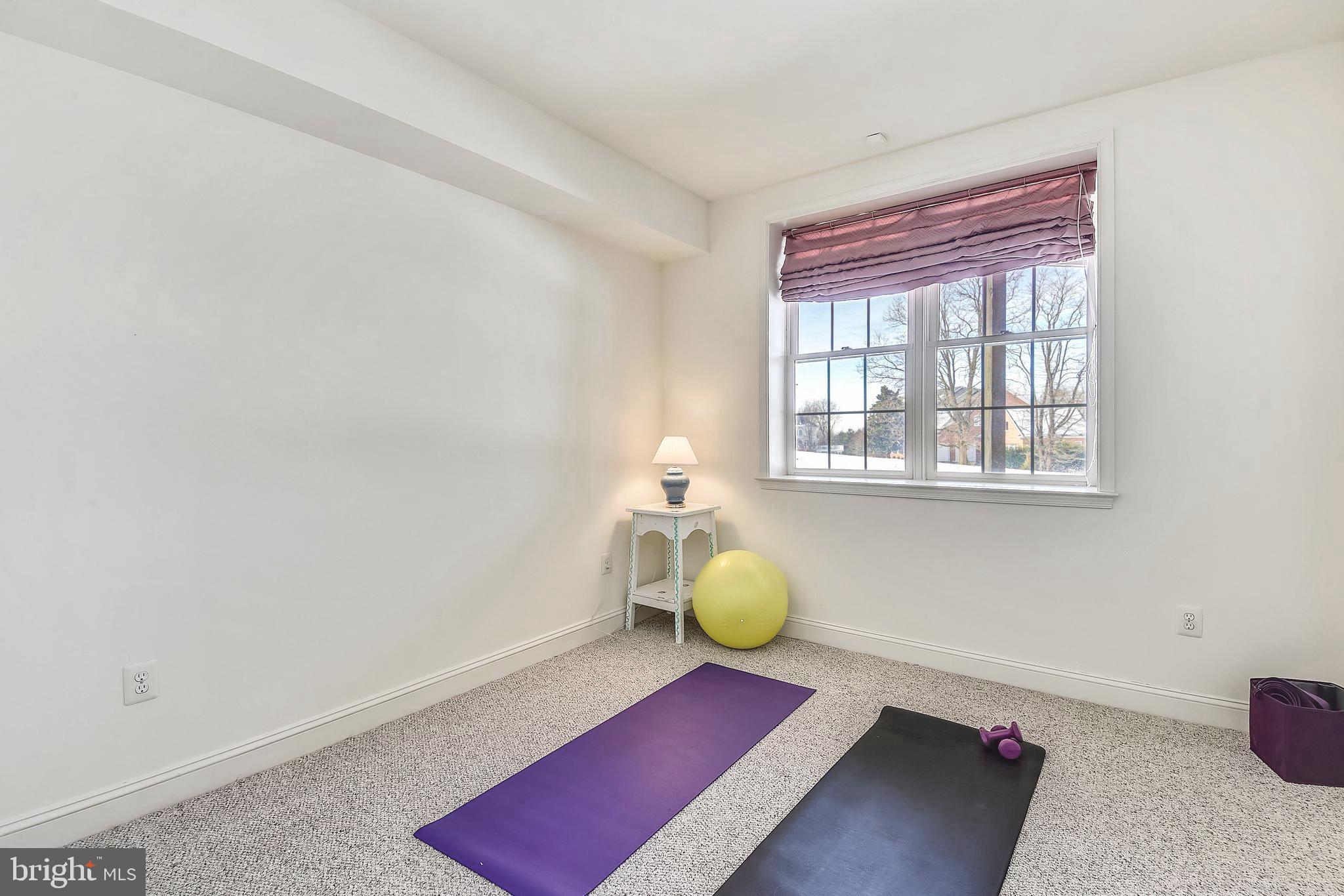 ESTATES AT LOWES - Residential