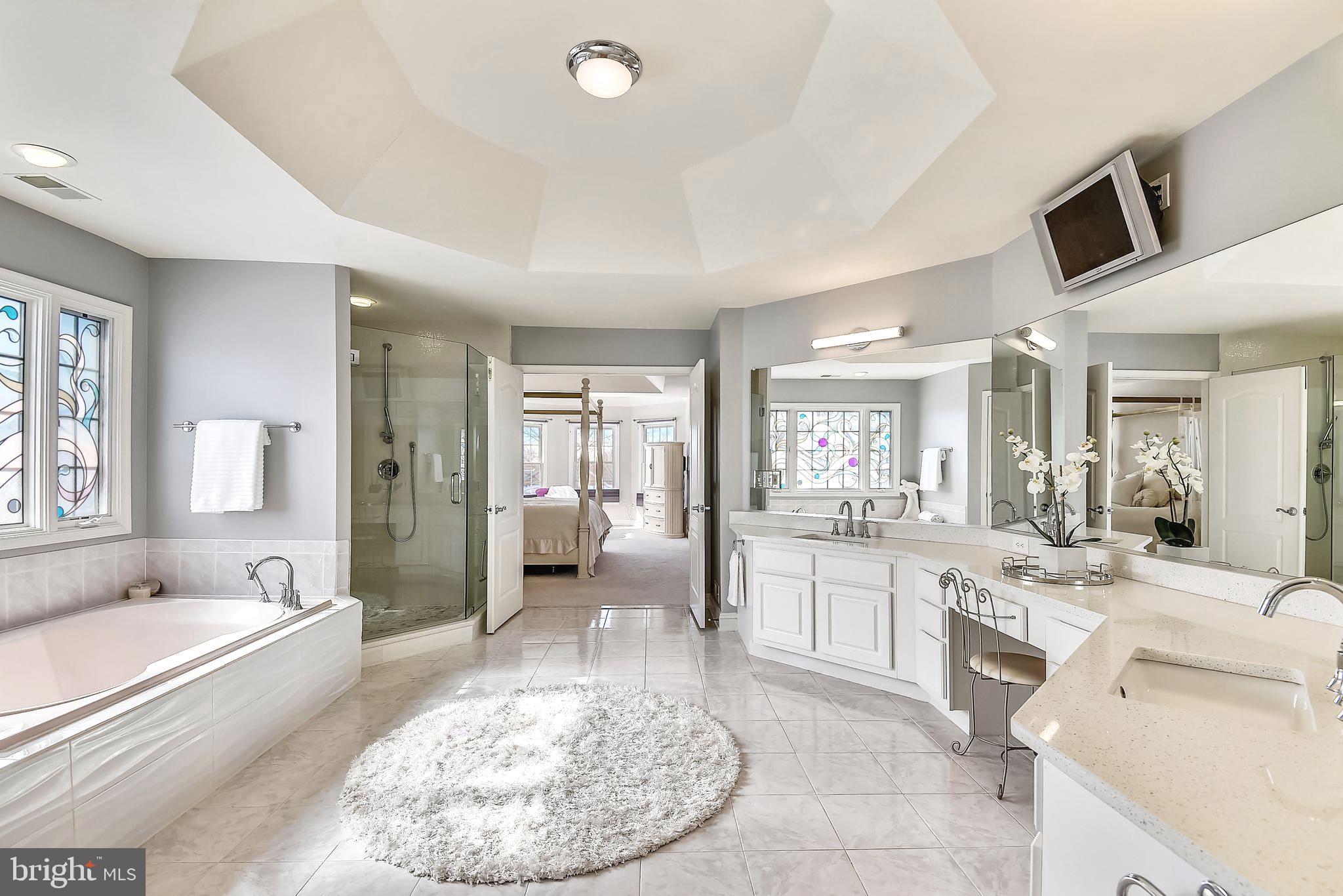 ESTATES AT LOWES - Residential