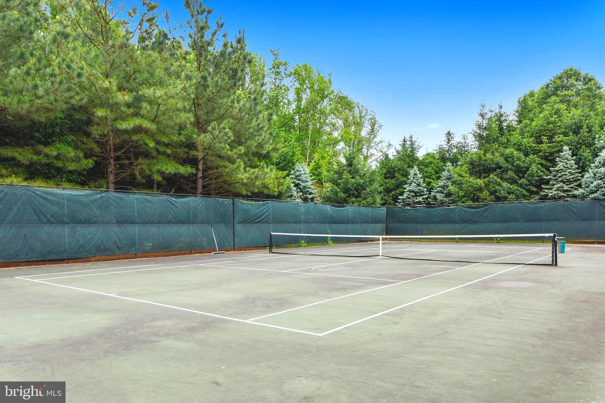 ESTATES AT LOWES - Residential