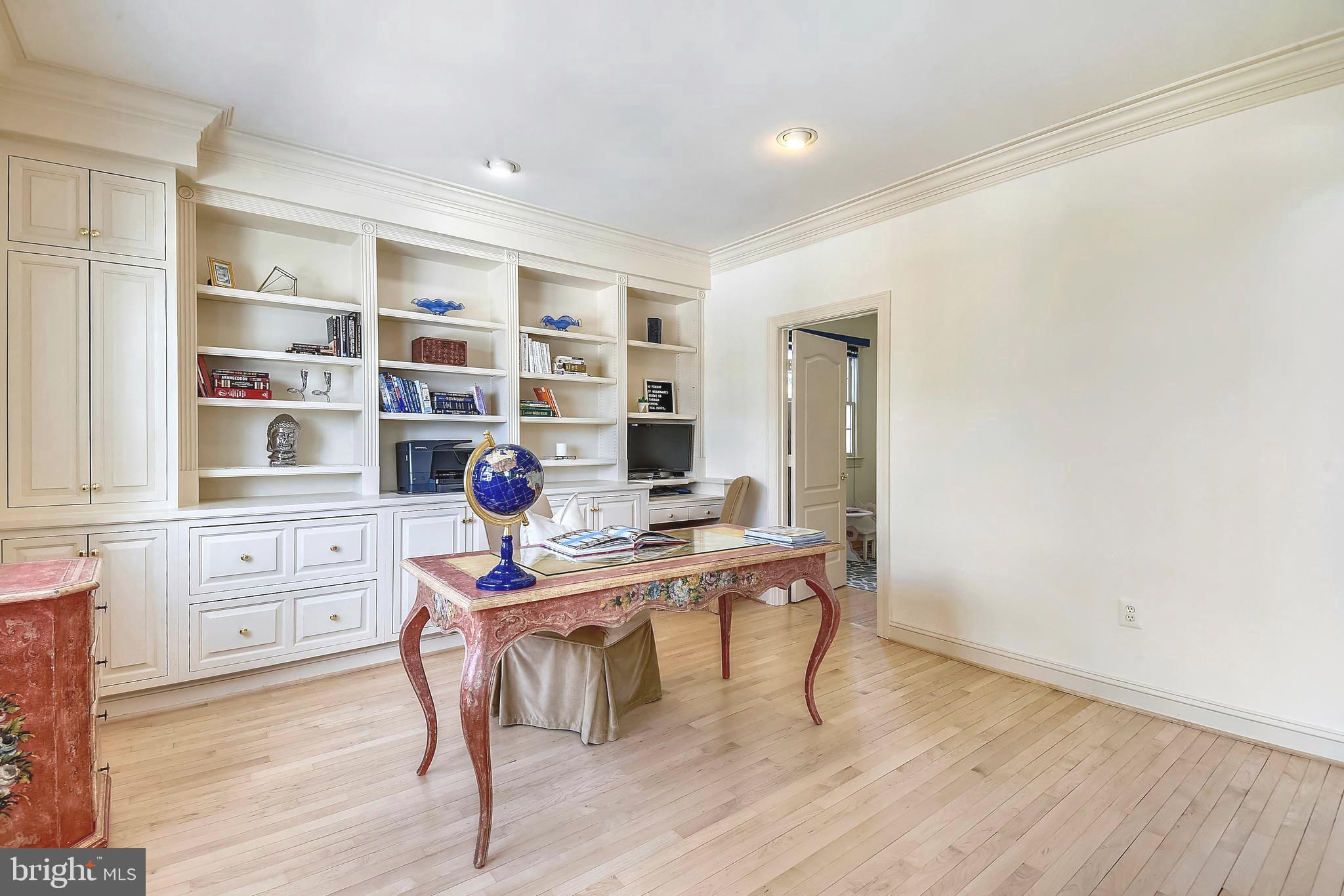 ESTATES AT LOWES - Residential