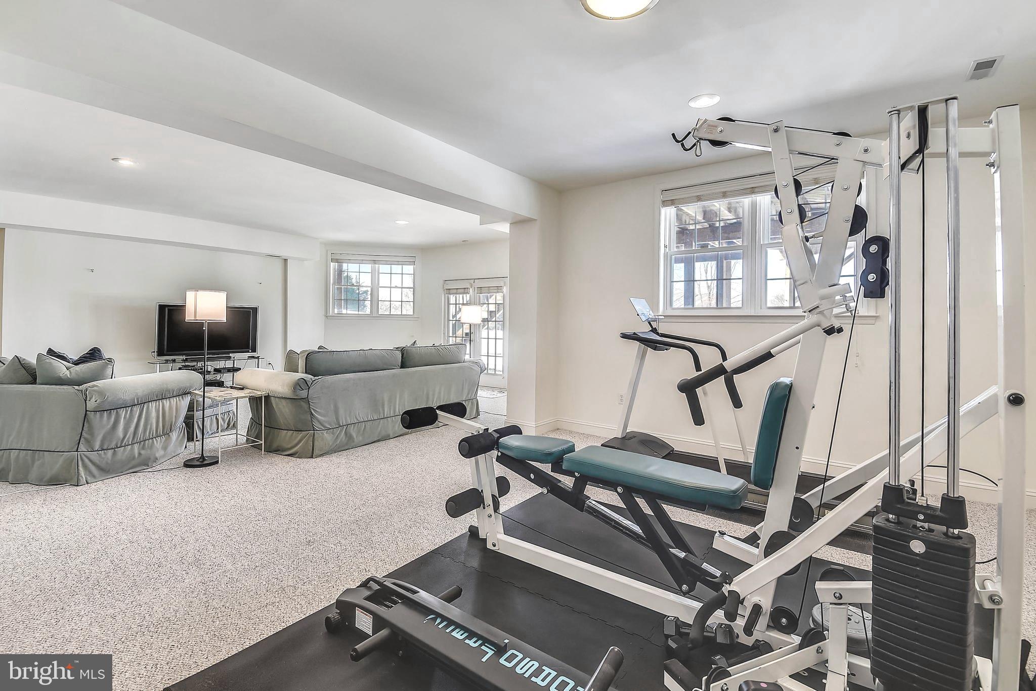 ESTATES AT LOWES - Residential