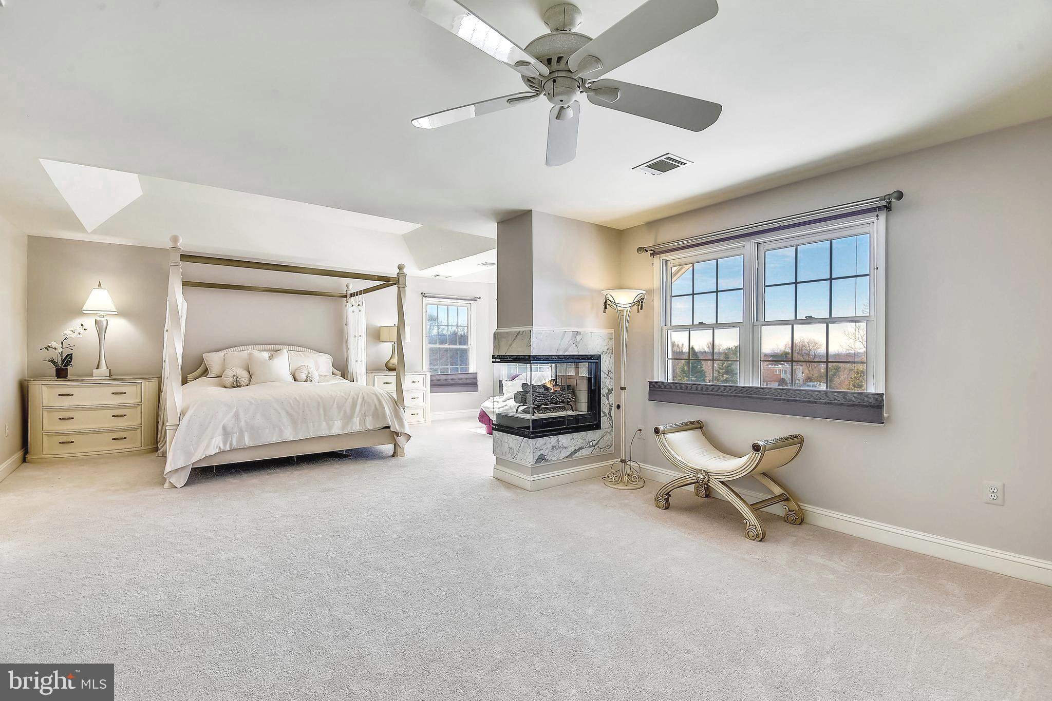 ESTATES AT LOWES - Residential