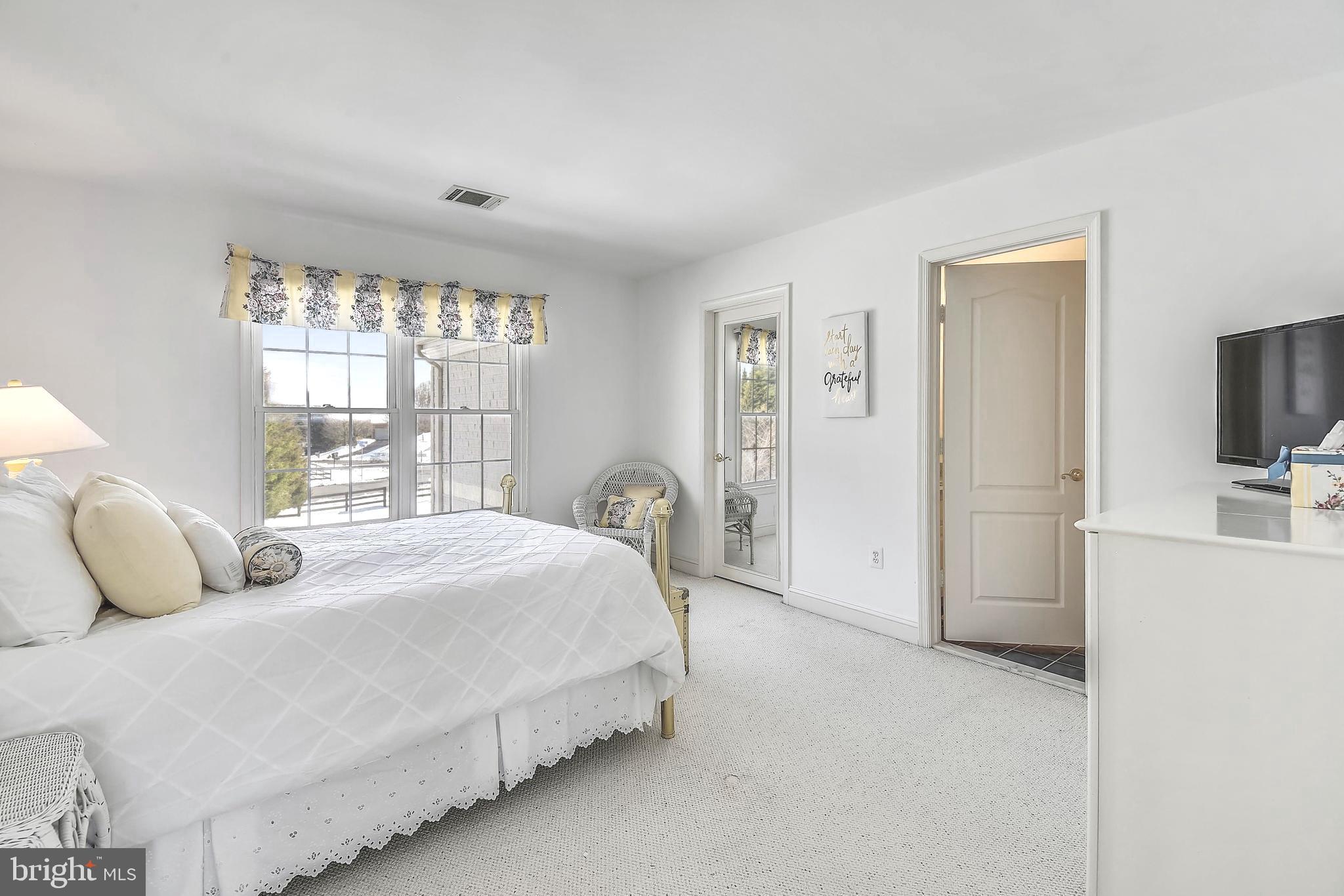 ESTATES AT LOWES - Residential