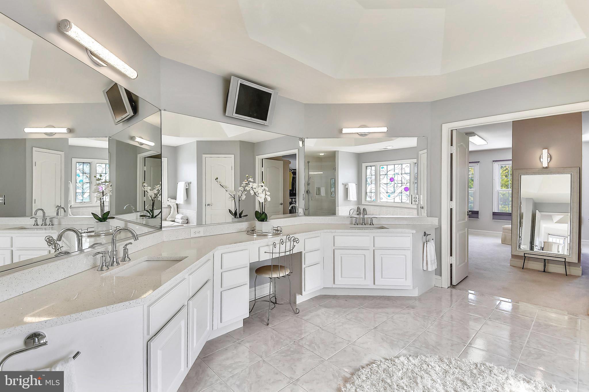 ESTATES AT LOWES - Residential