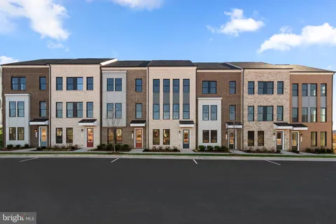 13904 Aviation Place Unit HOMESITE 120, Herndon, VA MLS: VAFX2285782