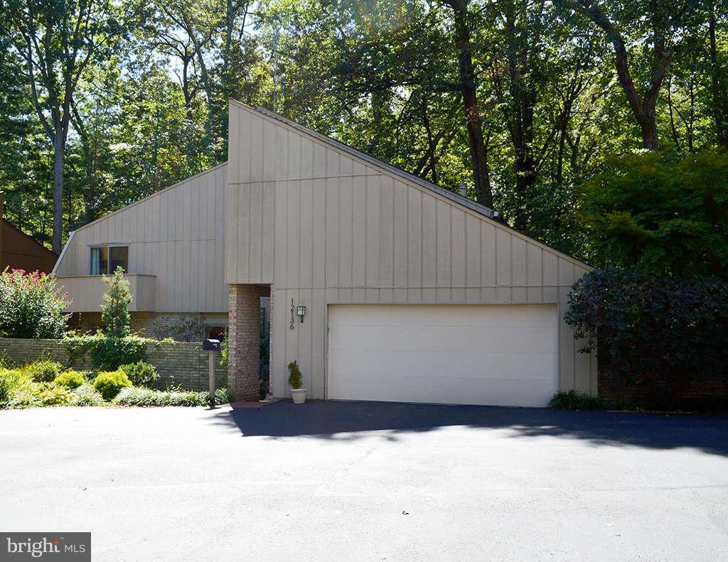 RESTON - Residential