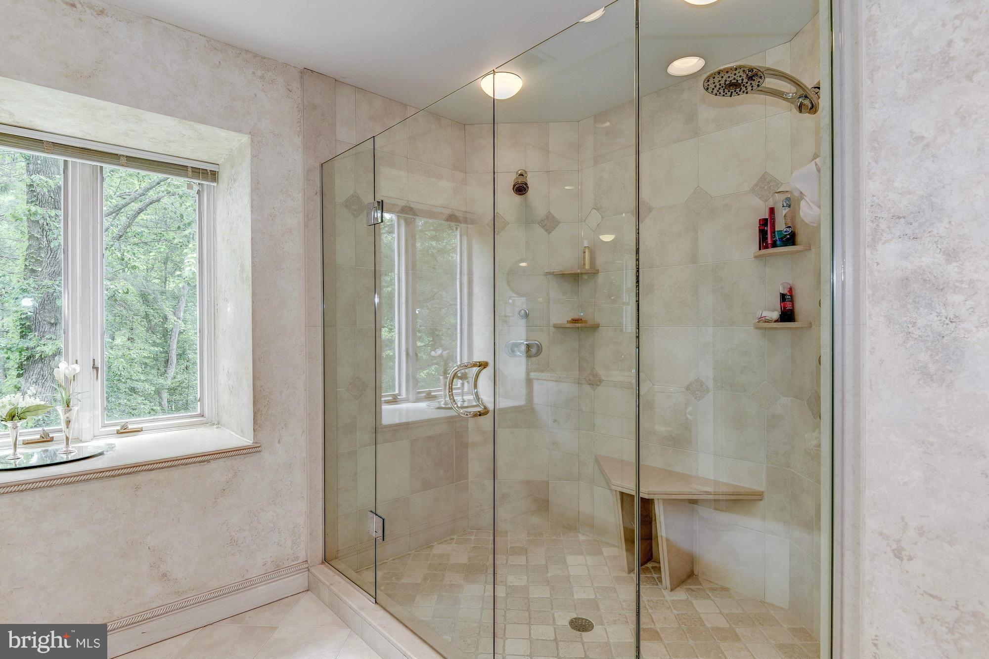 WOODSIDE ESTATES - Residential