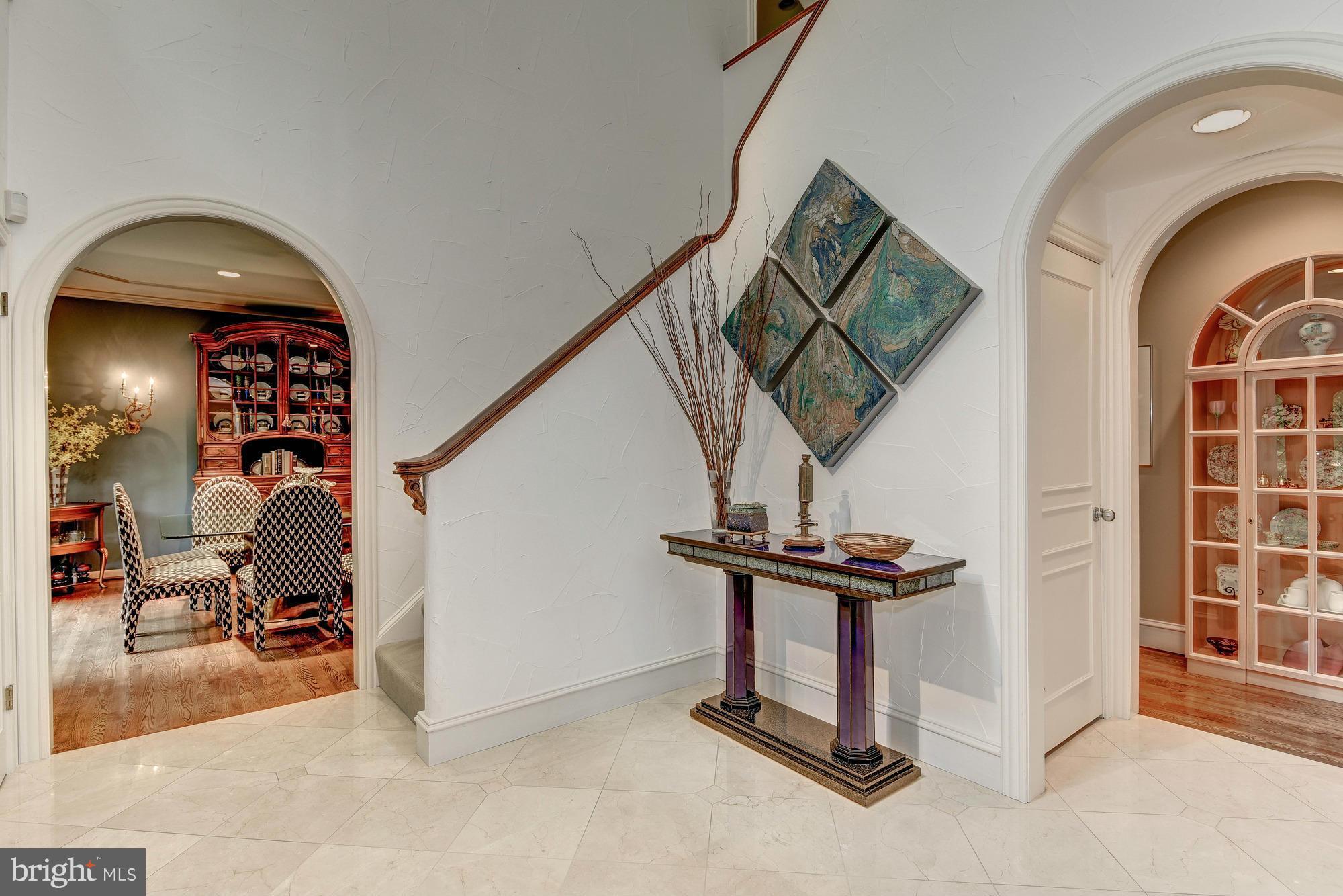 WOODSIDE ESTATES - Residential