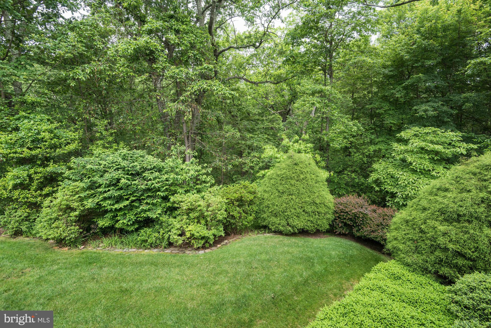 WOODSIDE ESTATES - Residential