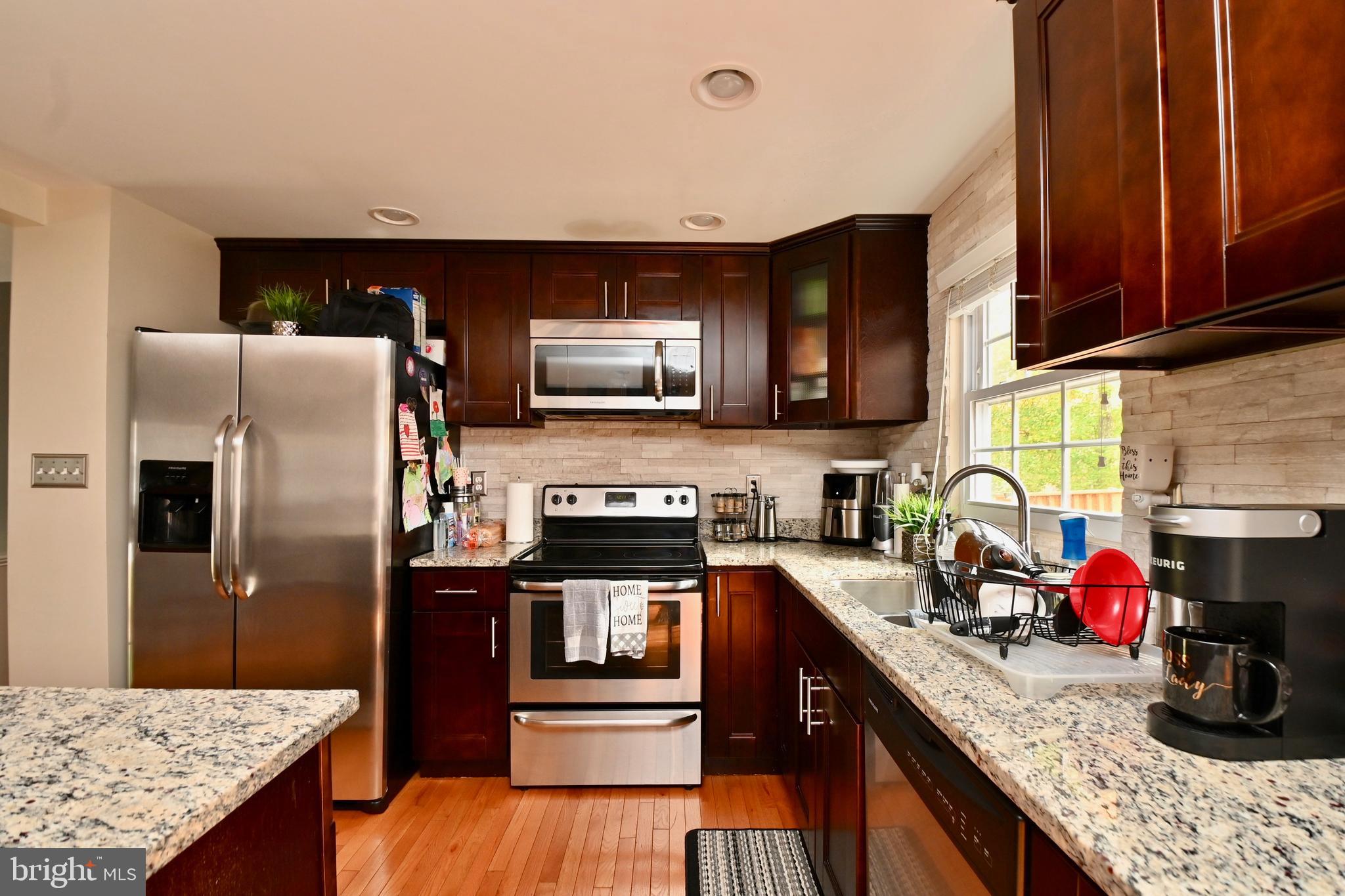 WHITE OAK VILLAGE SUB - Residential