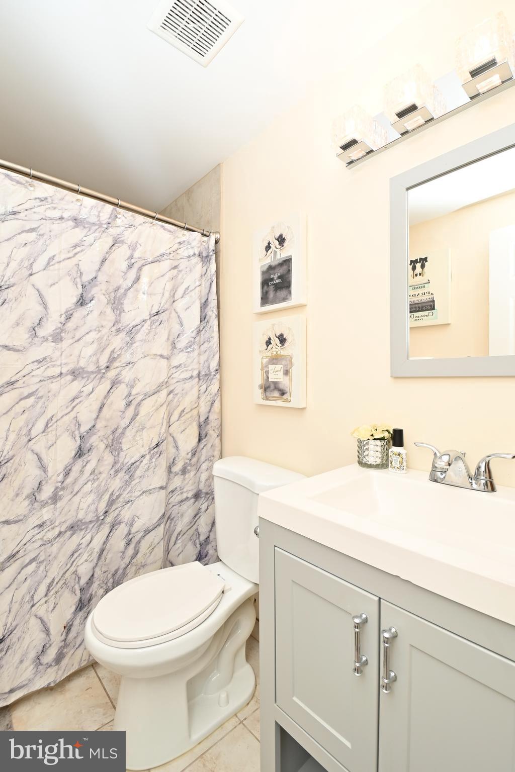 WHITE OAK VILLAGE SUB - Residential