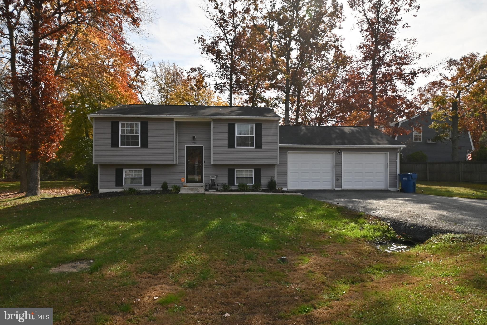 WHITE OAK VILLAGE SUB - Residential