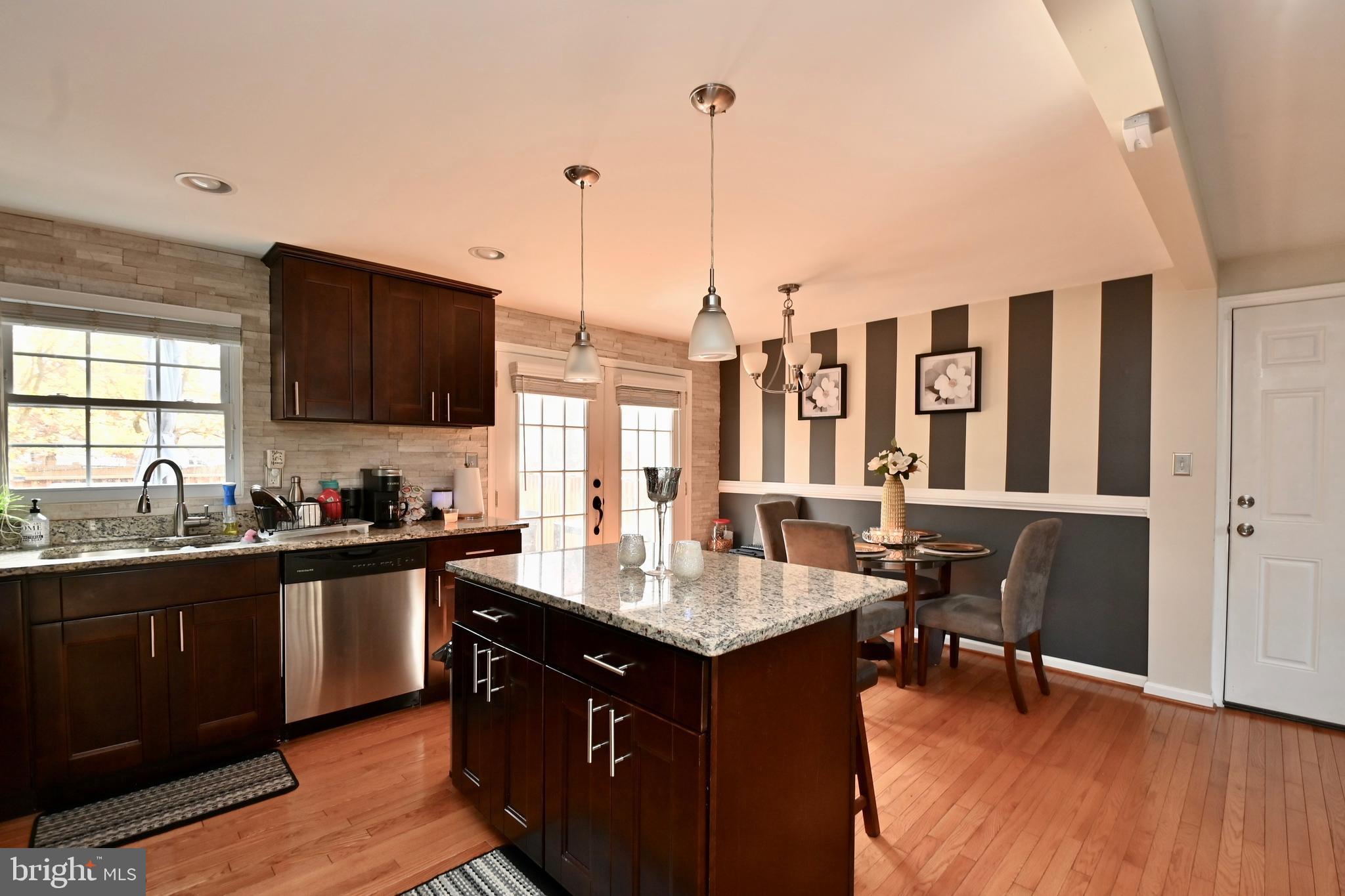 WHITE OAK VILLAGE SUB - Residential