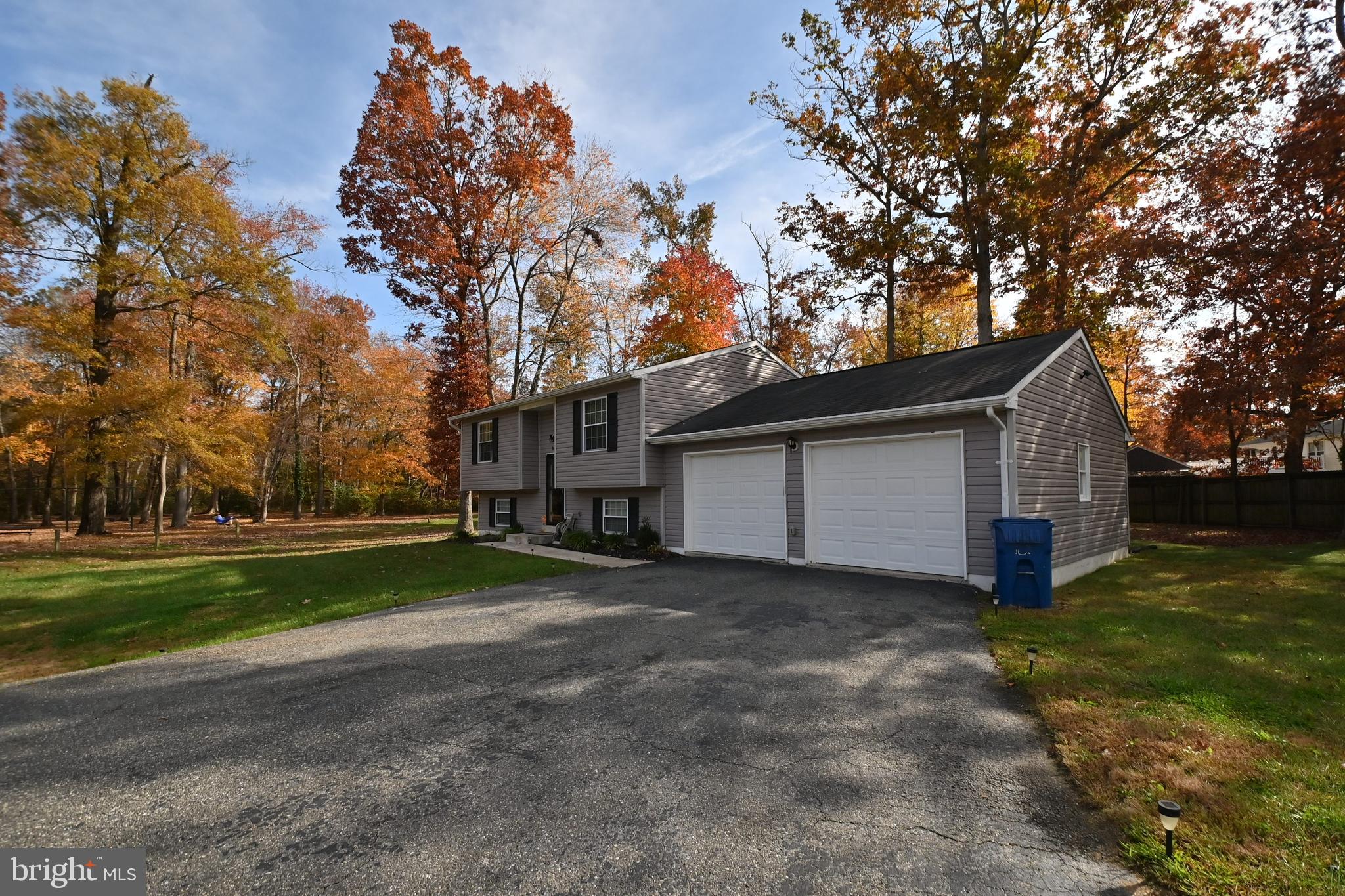 WHITE OAK VILLAGE SUB - Residential