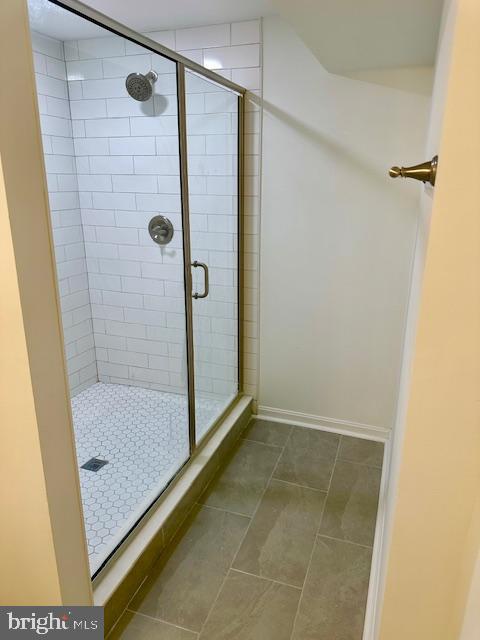 RIVERDALE FOREST - Residential Lease