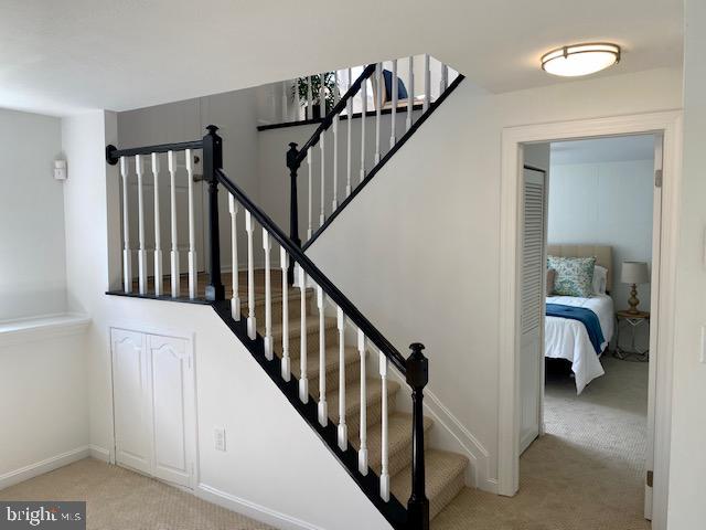 RIVERDALE FOREST - Residential Lease