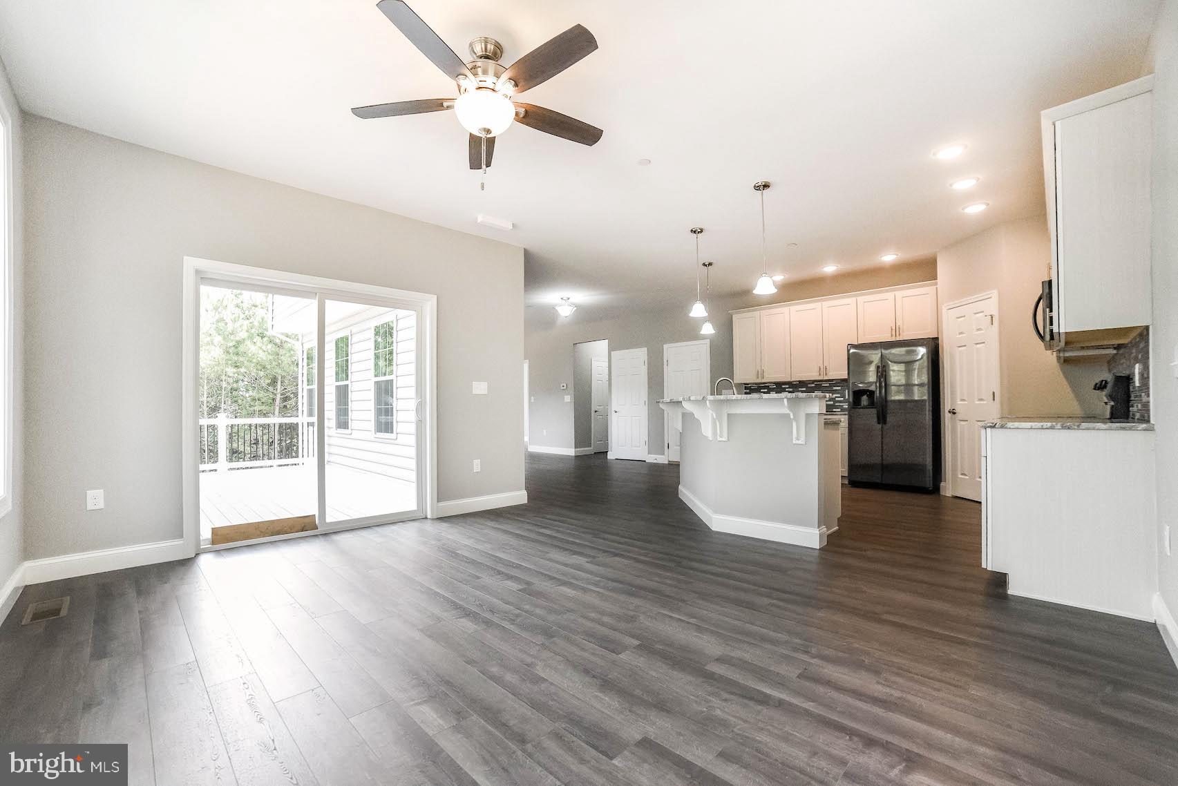 CROSSING AT RIVERSIDE FARMS - Residential