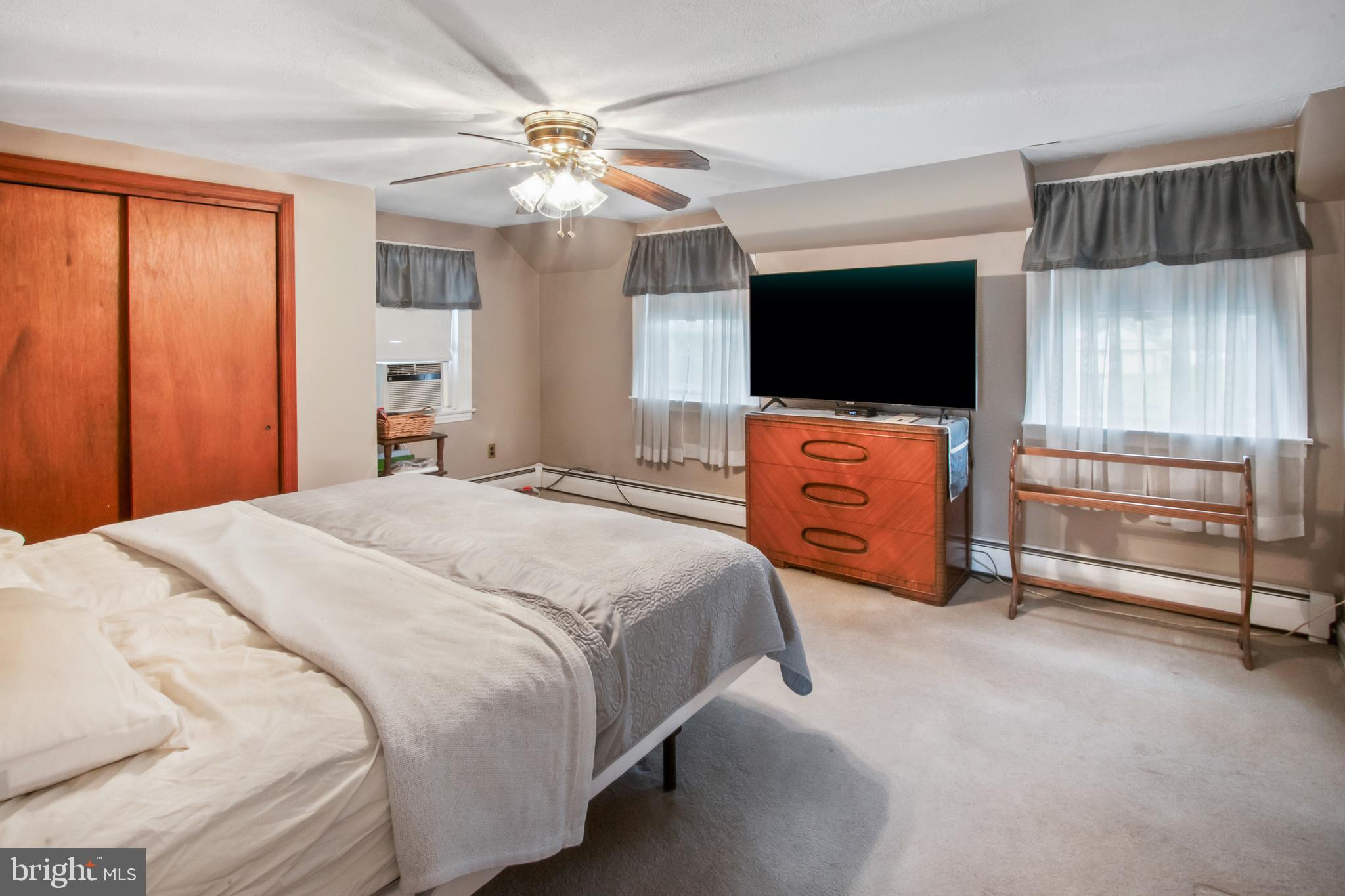 GARDEN CITY - Residential