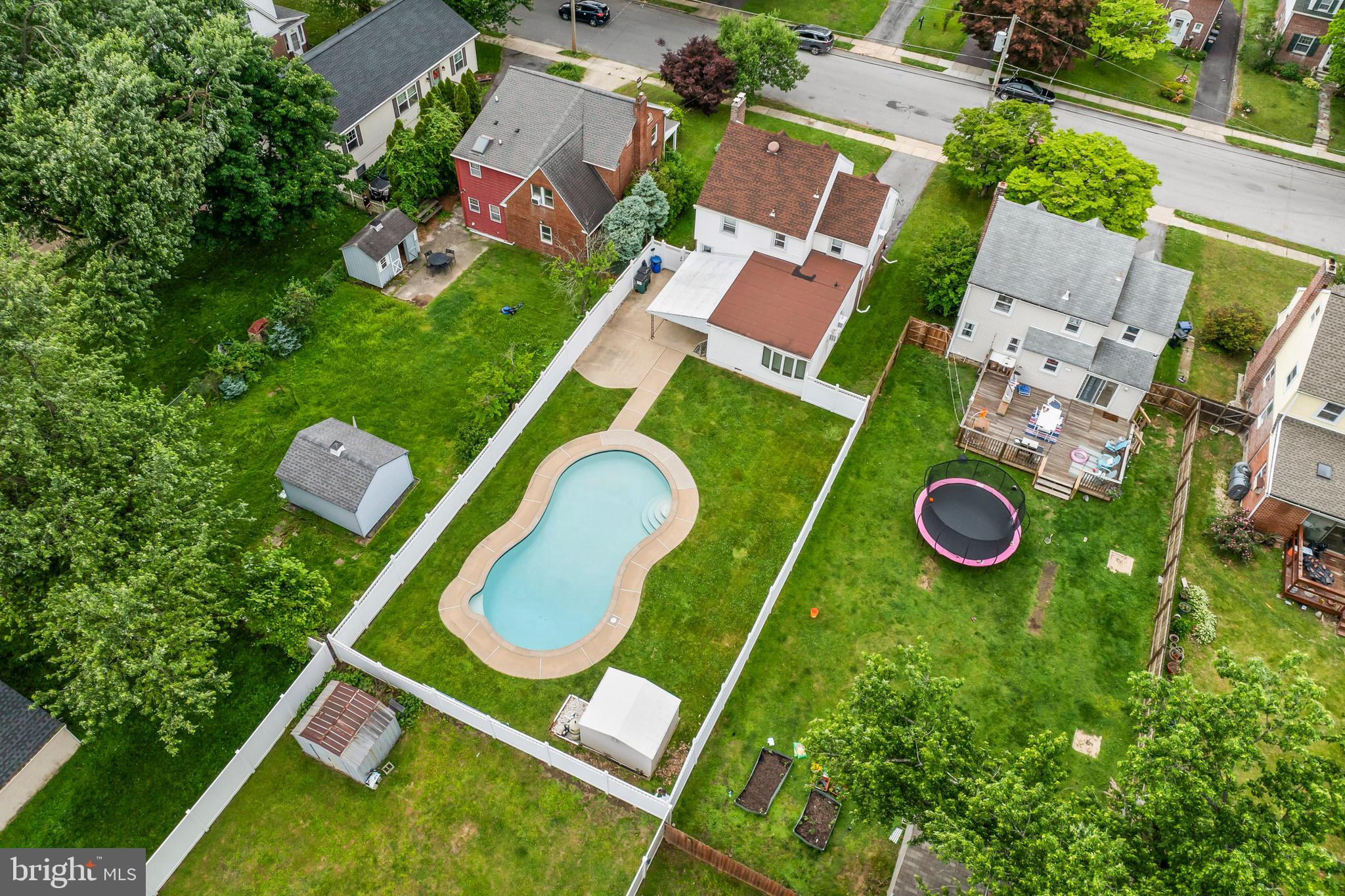 GARDEN CITY - Residential