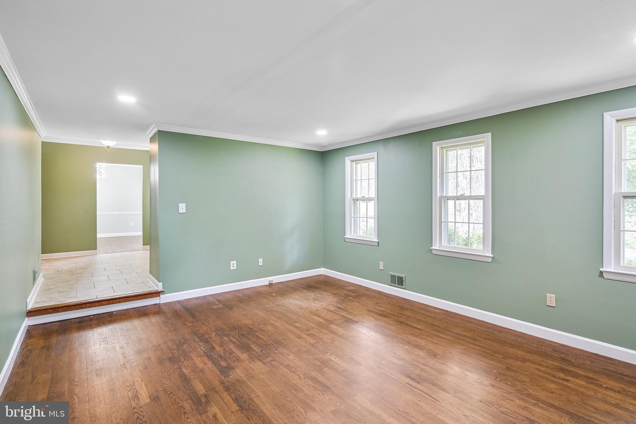 PARKSIDE ESTATES - Residential