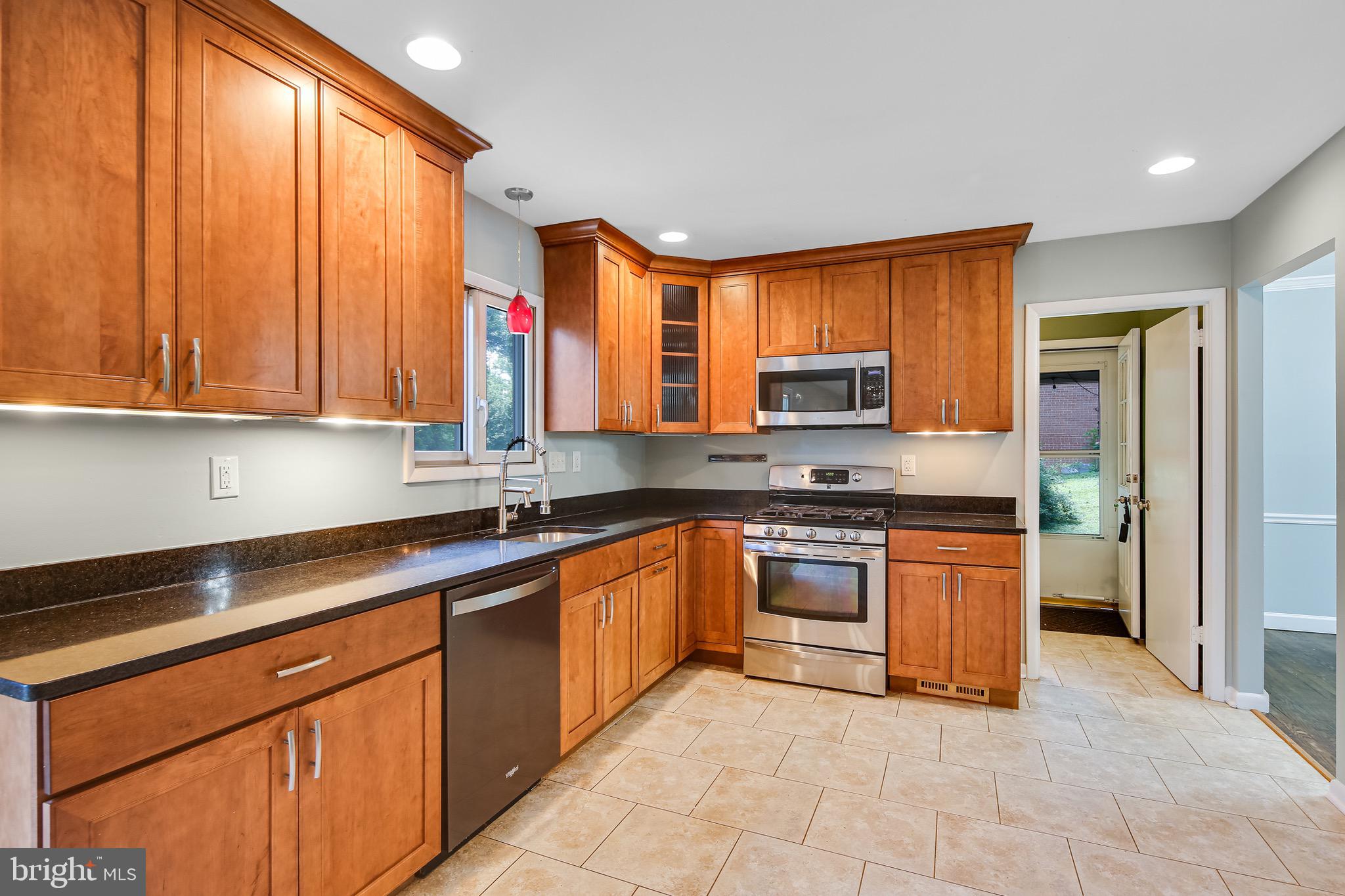 PARKSIDE ESTATES - Residential