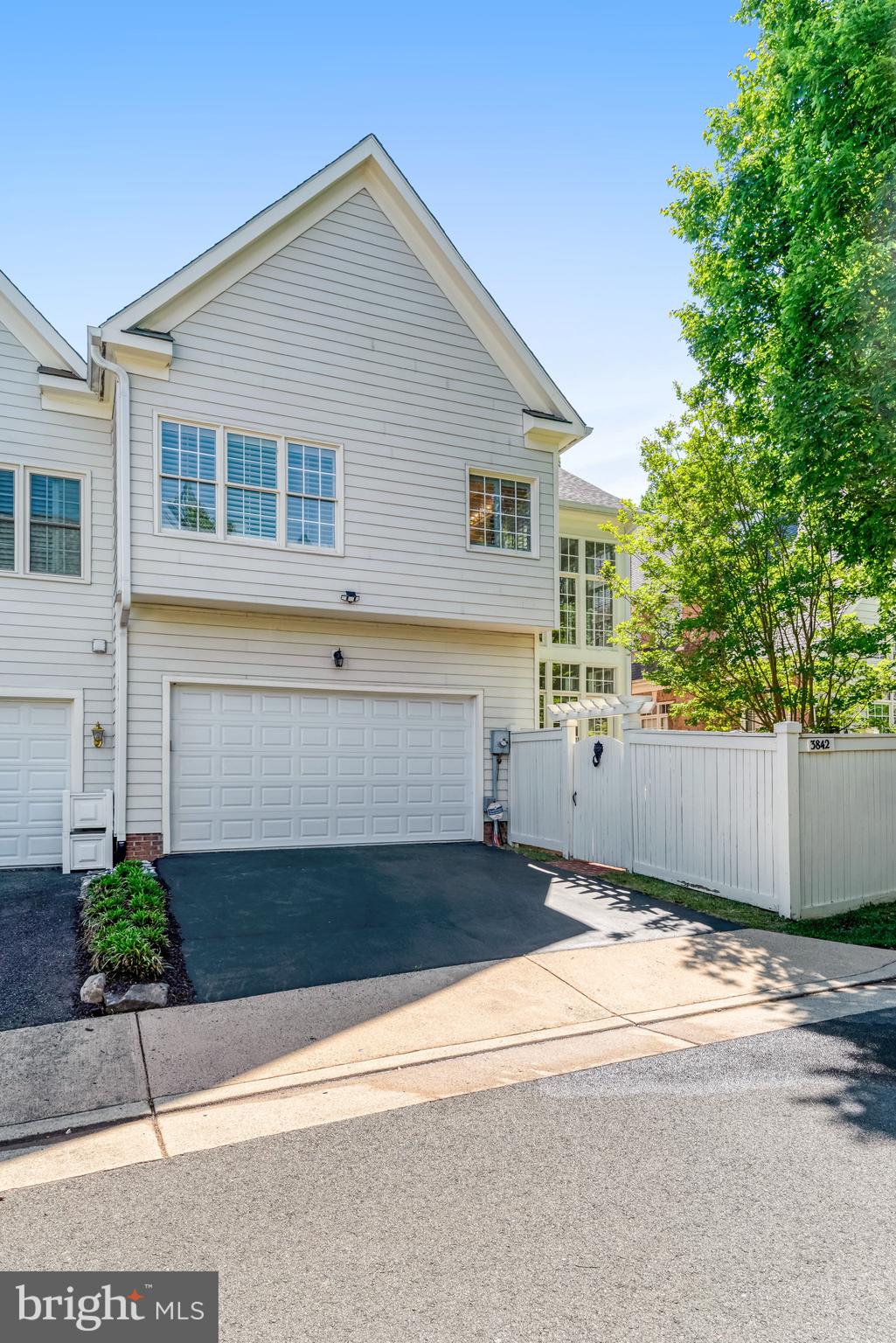 FARRCROFT - Residential