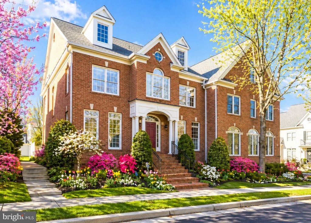 Photo of 3842 Farrcroft Green, FAIRFAX, VA 22030 (MLS # VAFC2008232)