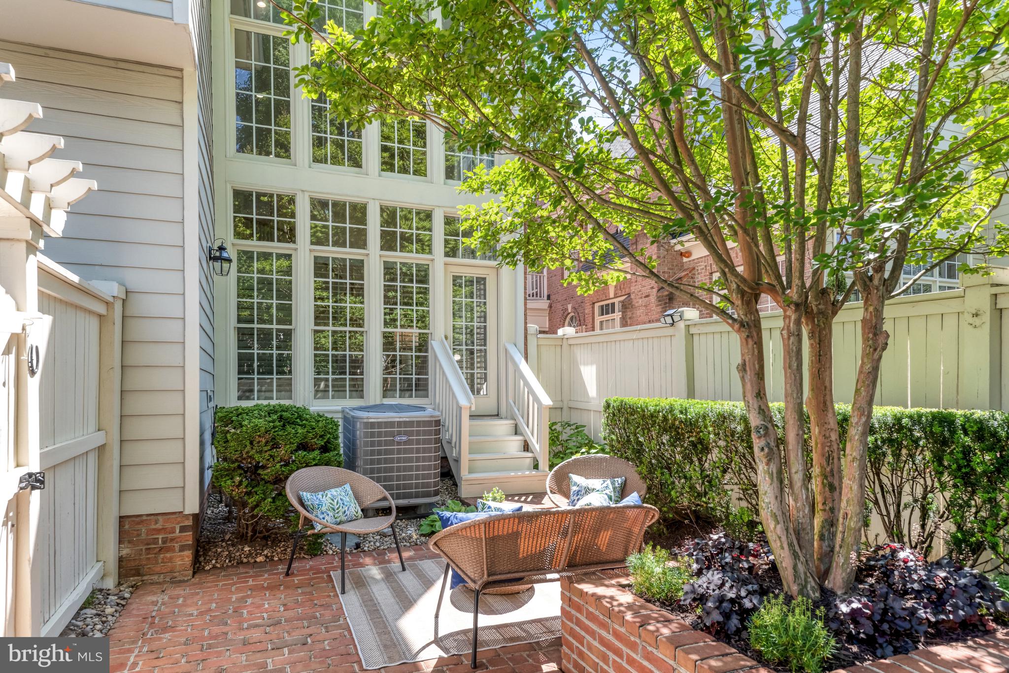 FARRCROFT - Residential