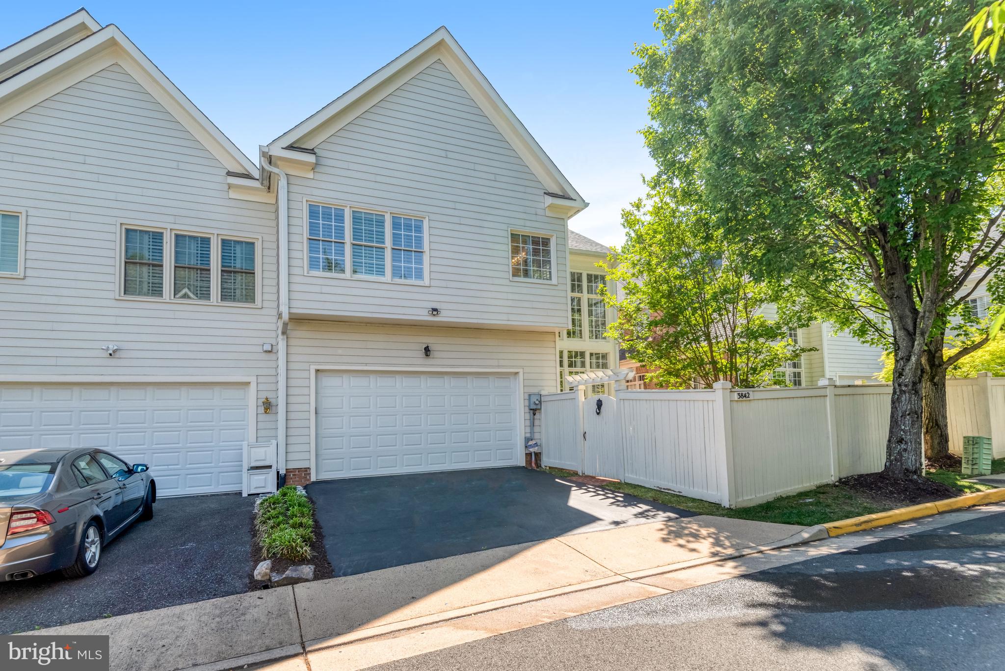 FARRCROFT - Residential
