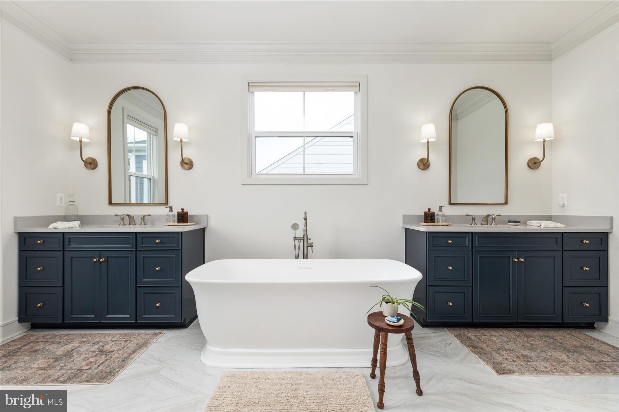 MEADOWBROOK - Residential