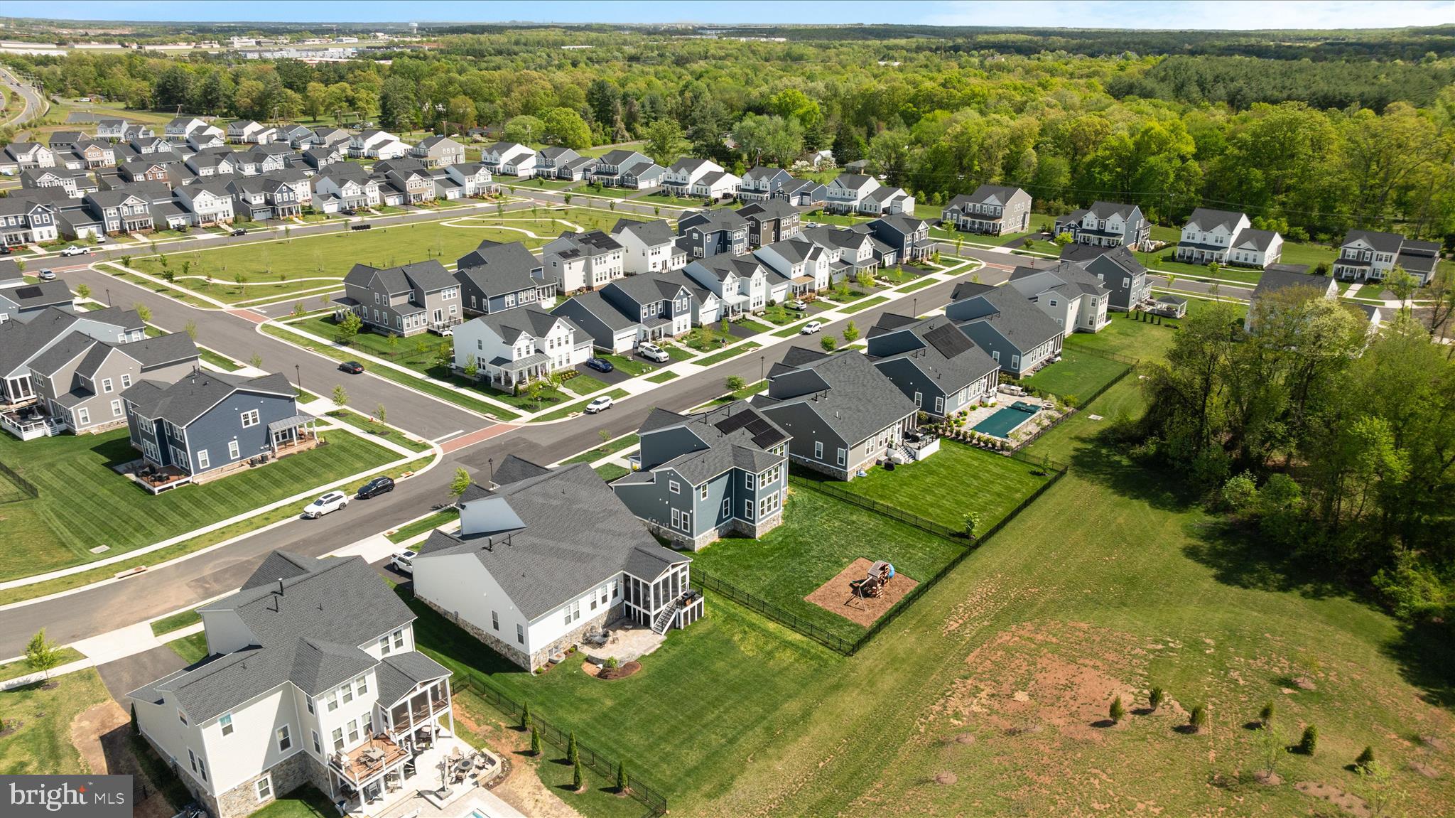MEADOWBROOK - Residential