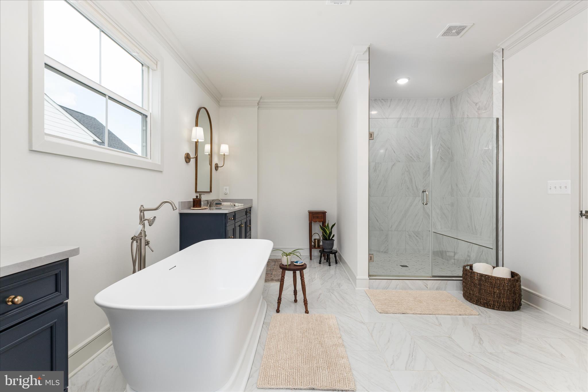 MEADOWBROOK - Residential