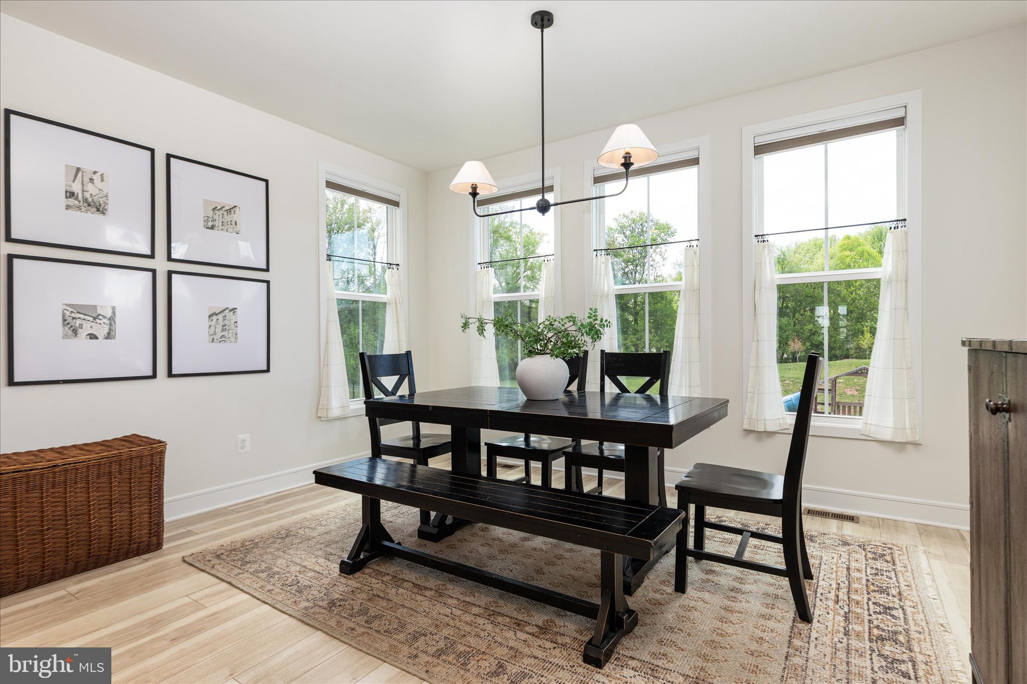 MEADOWBROOK - Residential