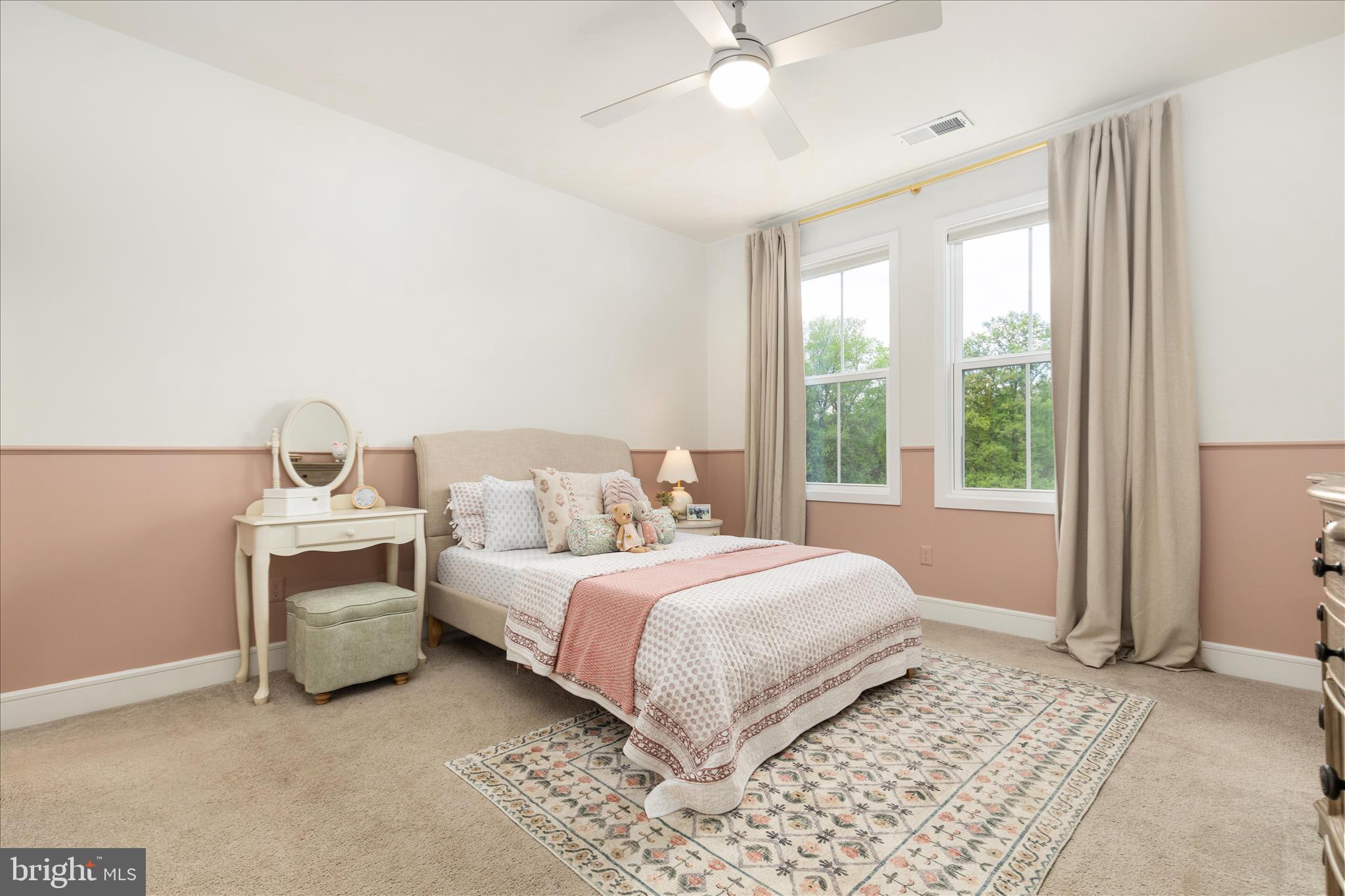 MEADOWBROOK - Residential