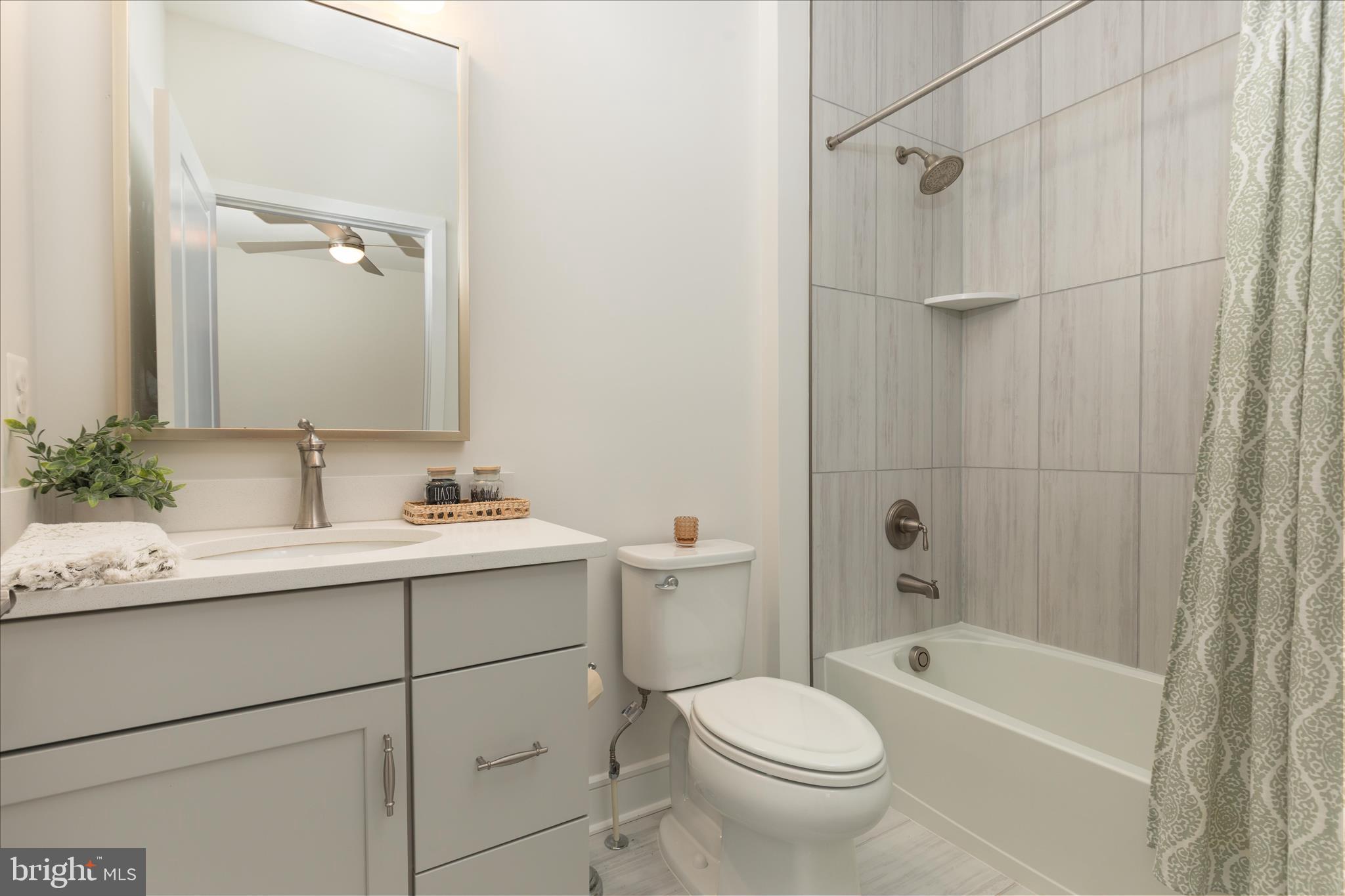 MEADOWBROOK - Residential