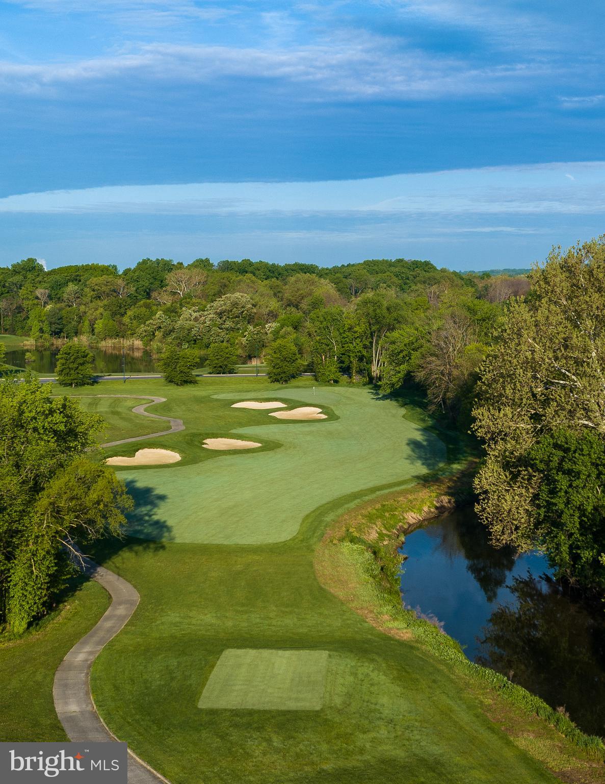 879 DELAWARE PARK BOULEVARD