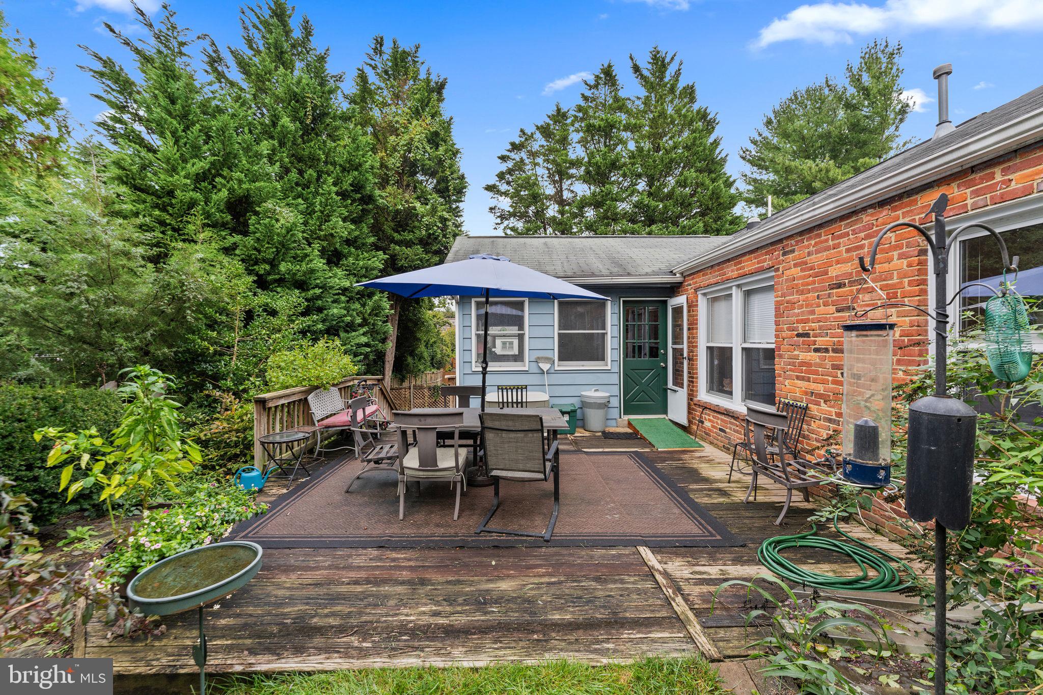 GOLF CLUB MANOR - Residential