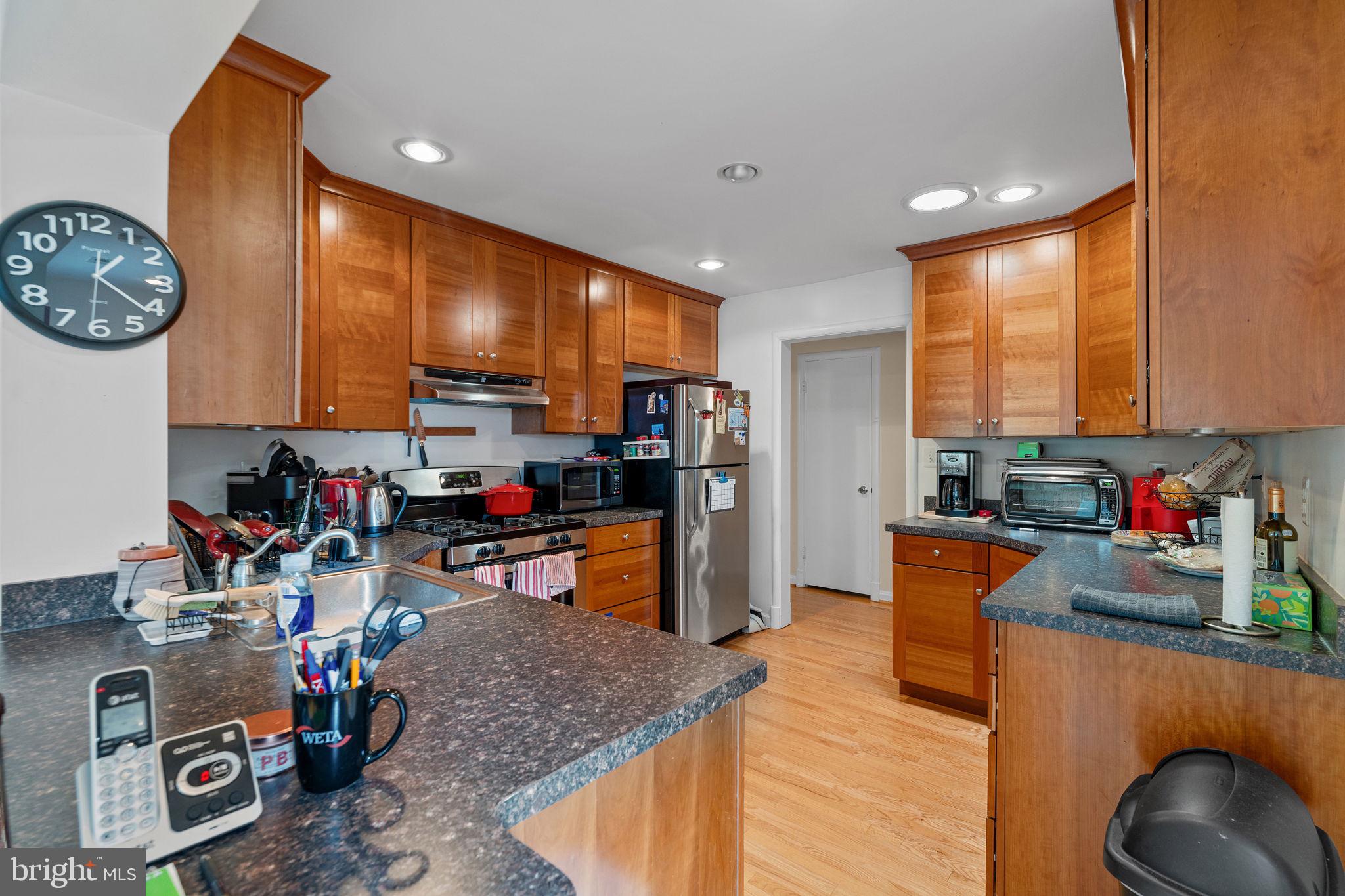 GOLF CLUB MANOR - Residential