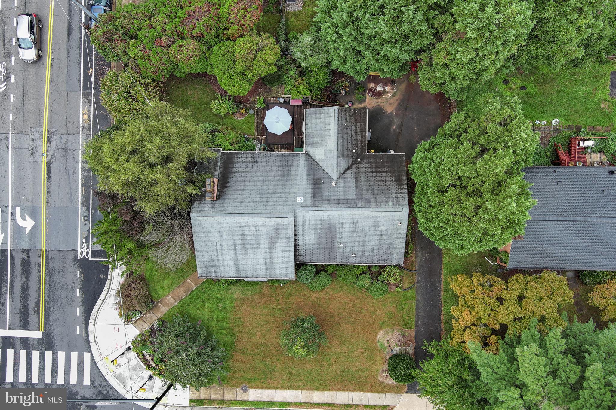 GOLF CLUB MANOR - Residential