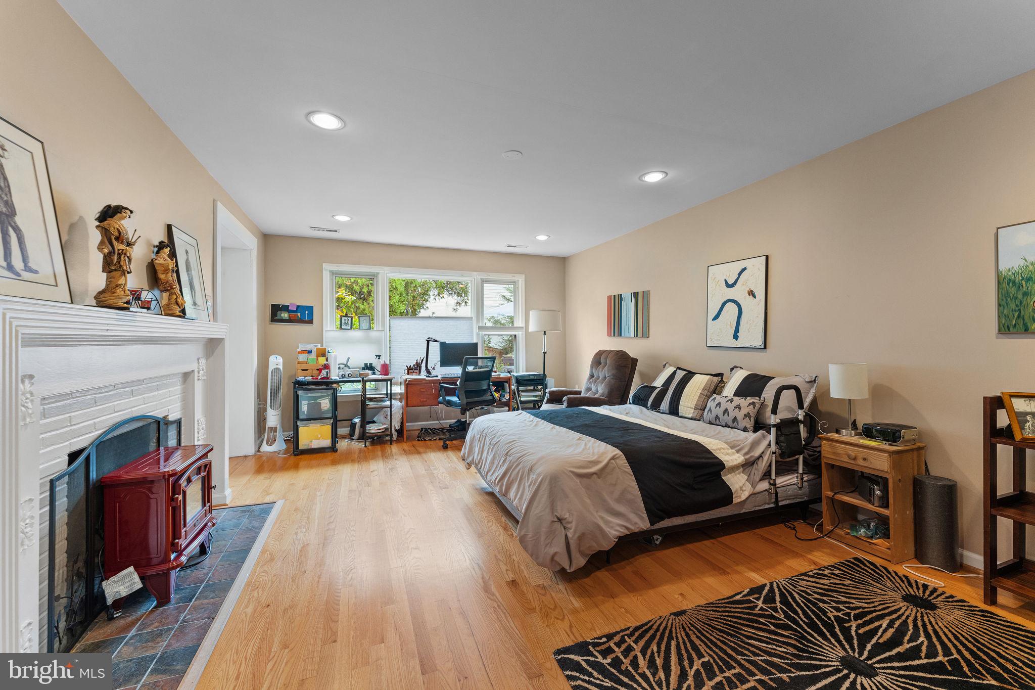 GOLF CLUB MANOR - Residential