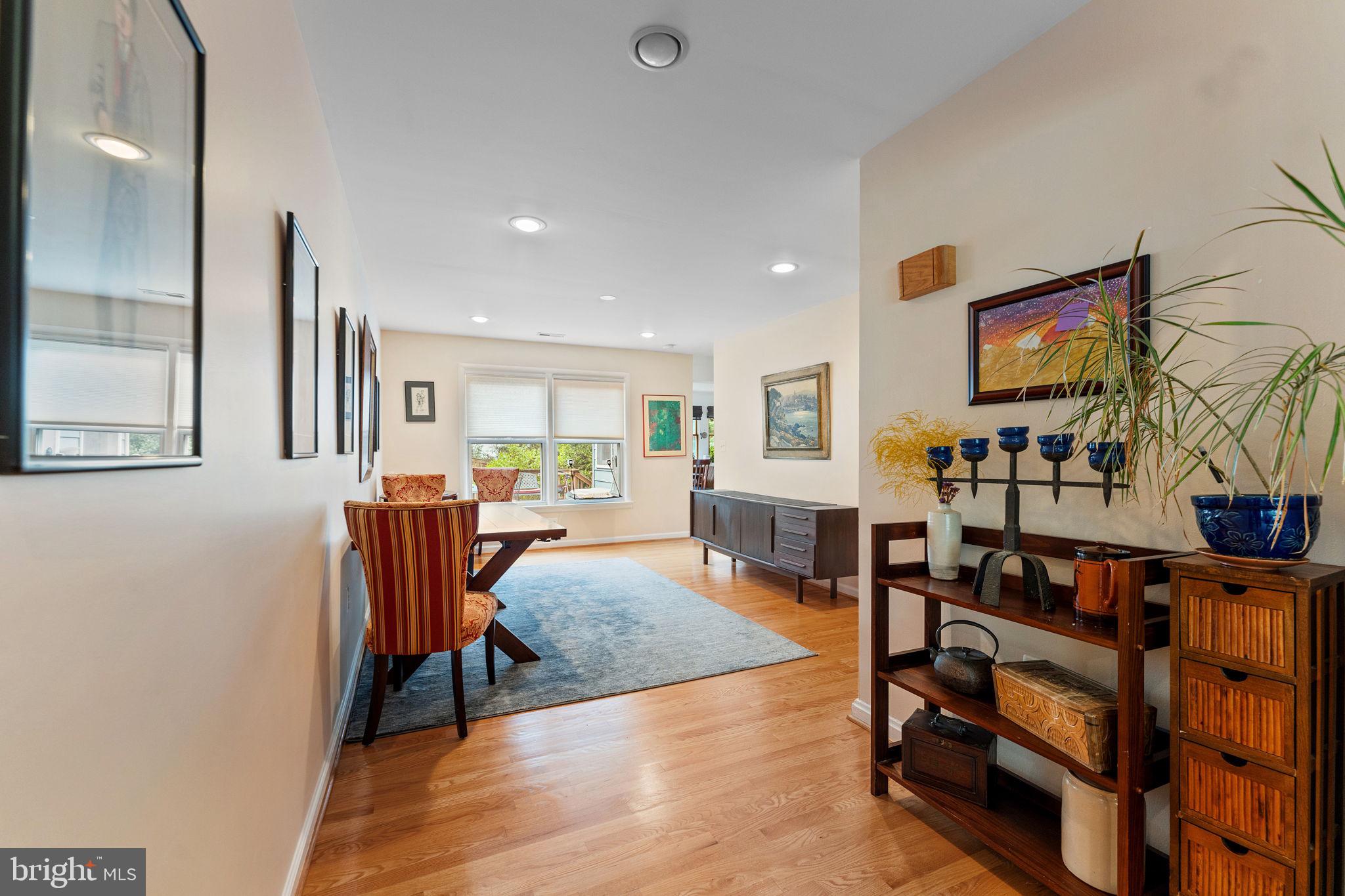 GOLF CLUB MANOR - Residential