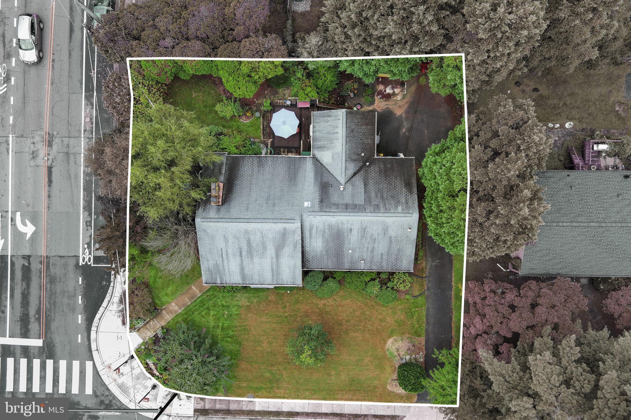 GOLF CLUB MANOR - Residential