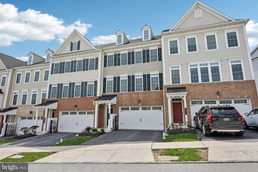 Photo of 833 Stonecliffe Road, MALVERN, PA 19355 (MLS # PACT2121366)