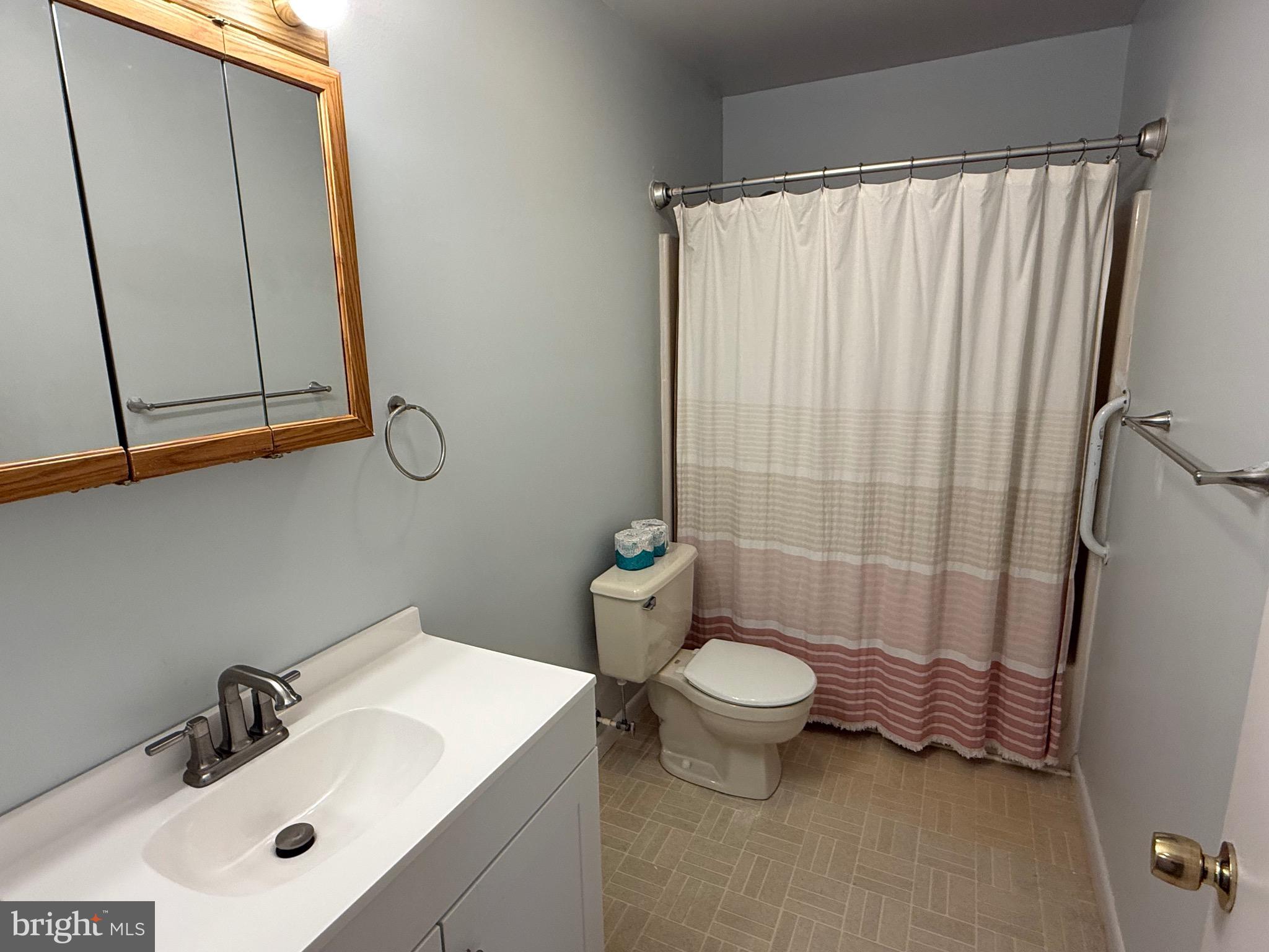 DENTON NARROWS - Residential