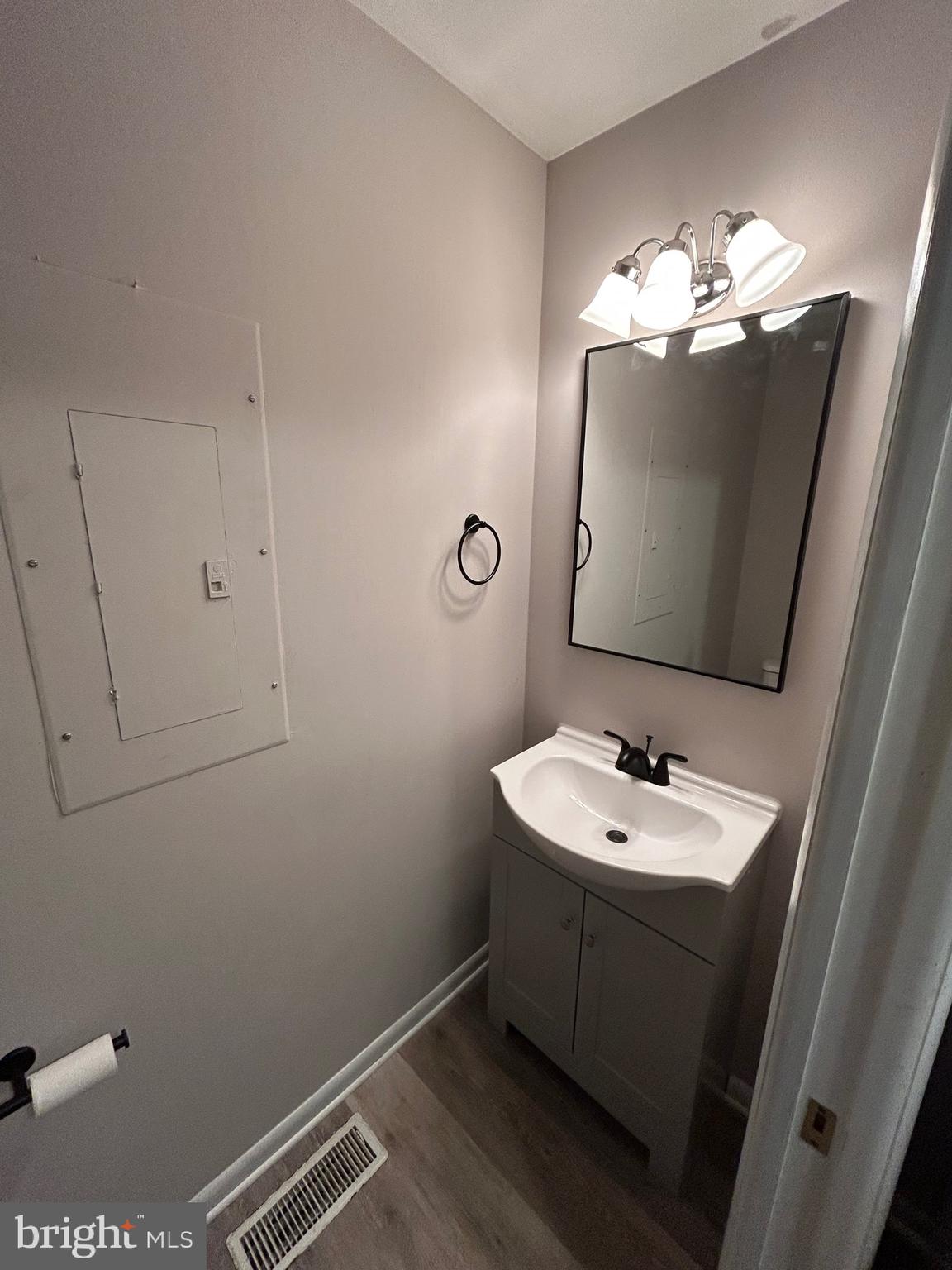 DENTON NARROWS - Residential