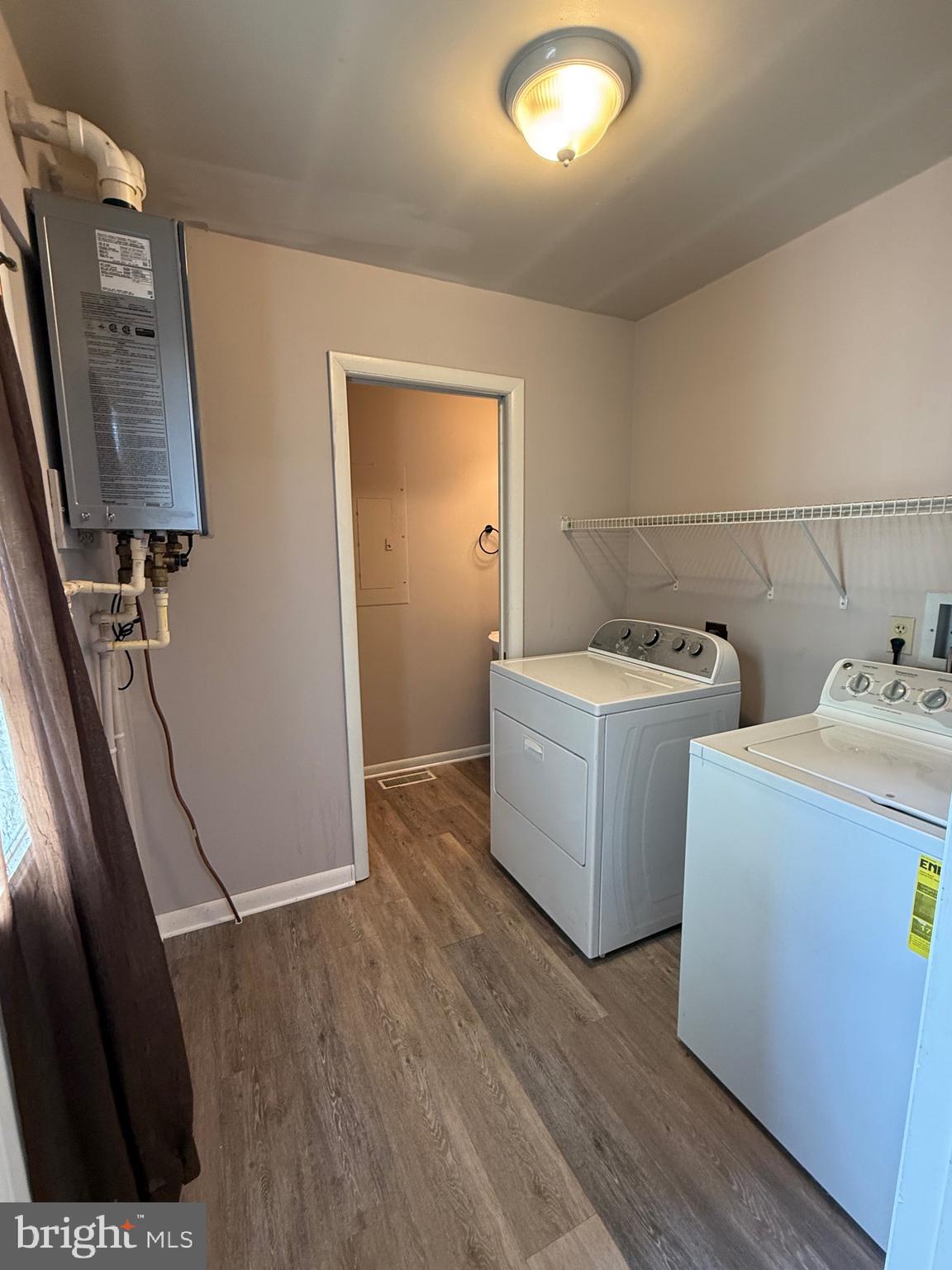 DENTON NARROWS - Residential