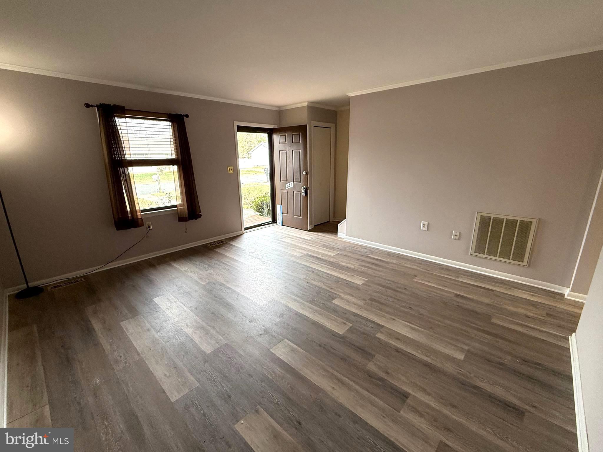 DENTON NARROWS - Residential